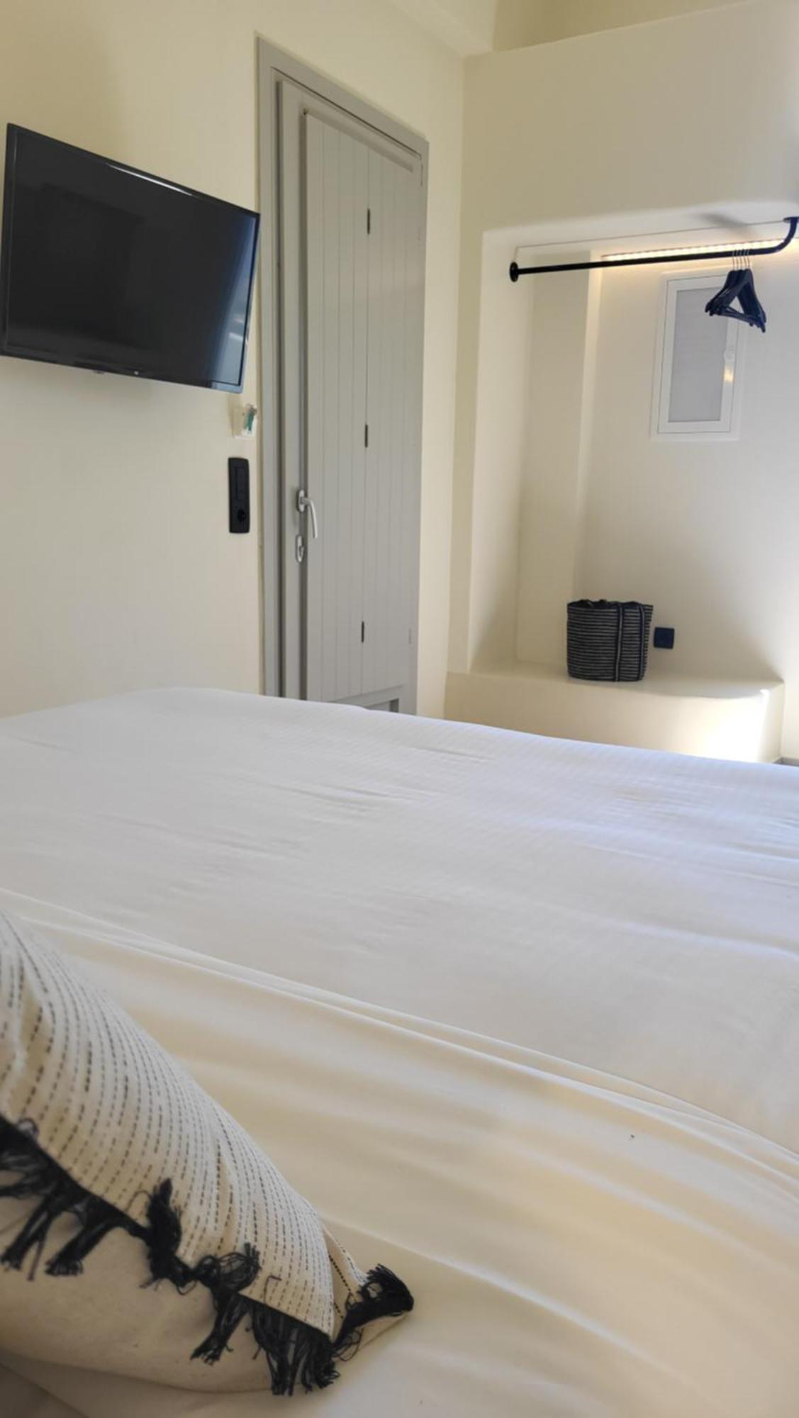 Maeva Santorini Aparthotel Pýrgos