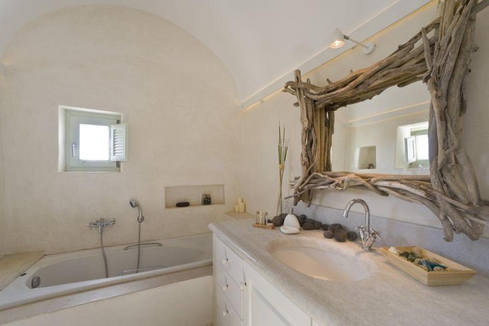 Wonderful Santorini 5 En-suite Bedrooms Elysium Heated Pool Caldera Views Akrotiri Akrotiri (Santorini)