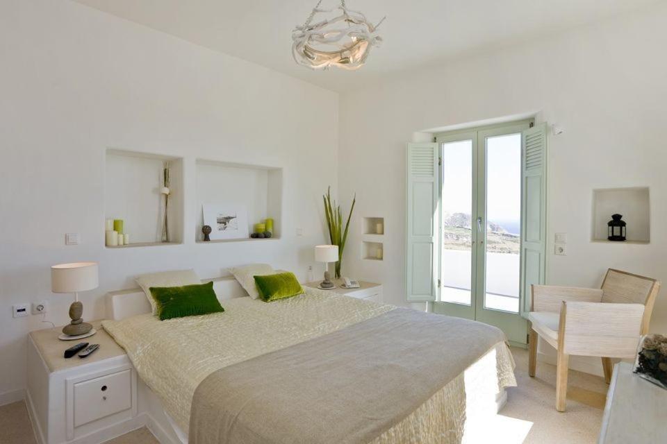 Wonderful Santorini 5 En-suite Bedrooms Elysium Heated Pool Caldera Views Akrotiri