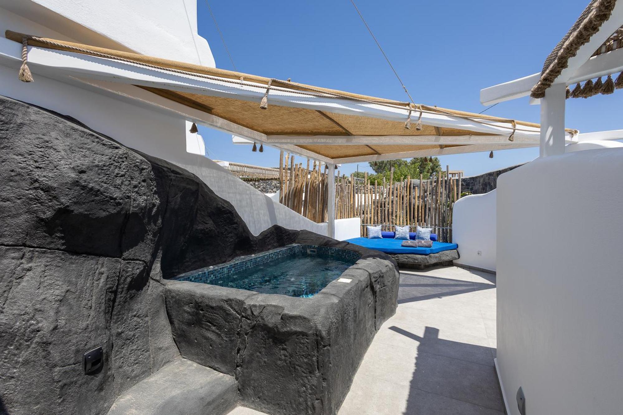 Soil Of Sun Luxury Resort Megalochori (Santorini)