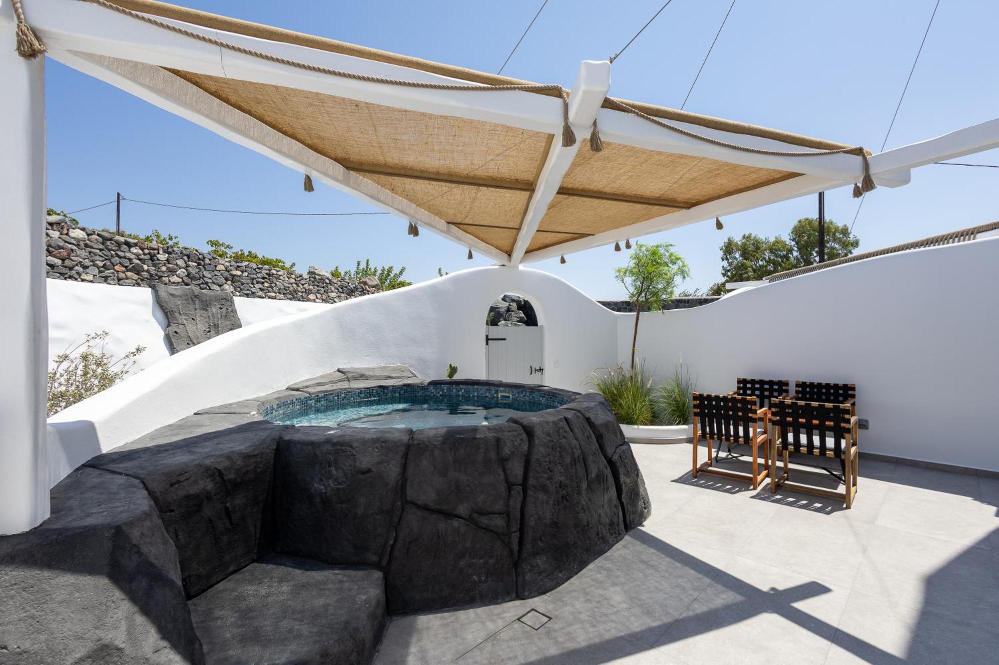 Soil Of Sun Luxury Resort Megalochori (Santorini)
