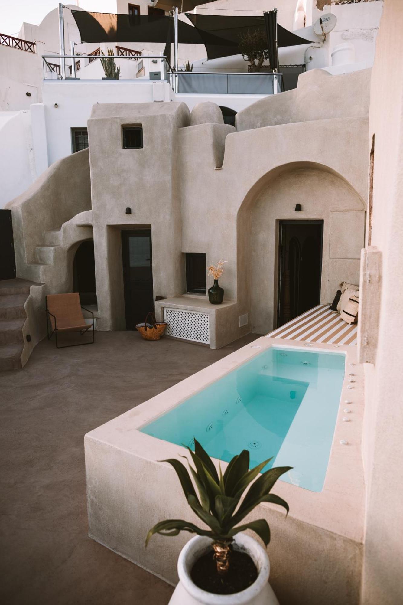 Spitia Santorini Collection 2*