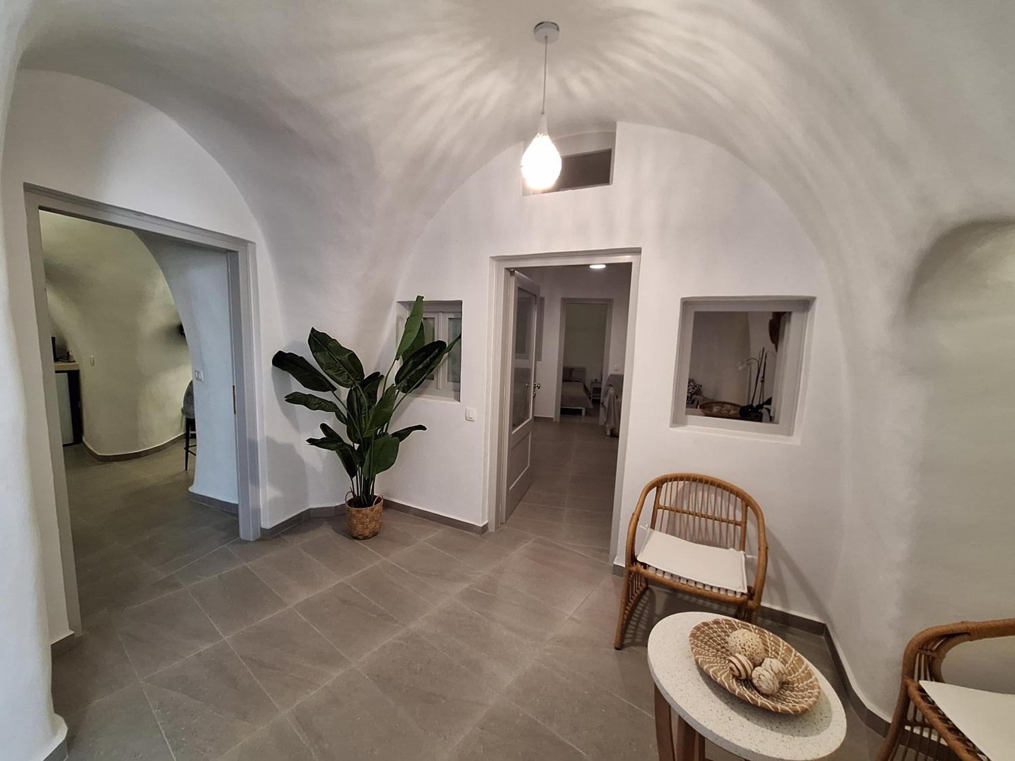 Anamnesis Fira (Santorini)
