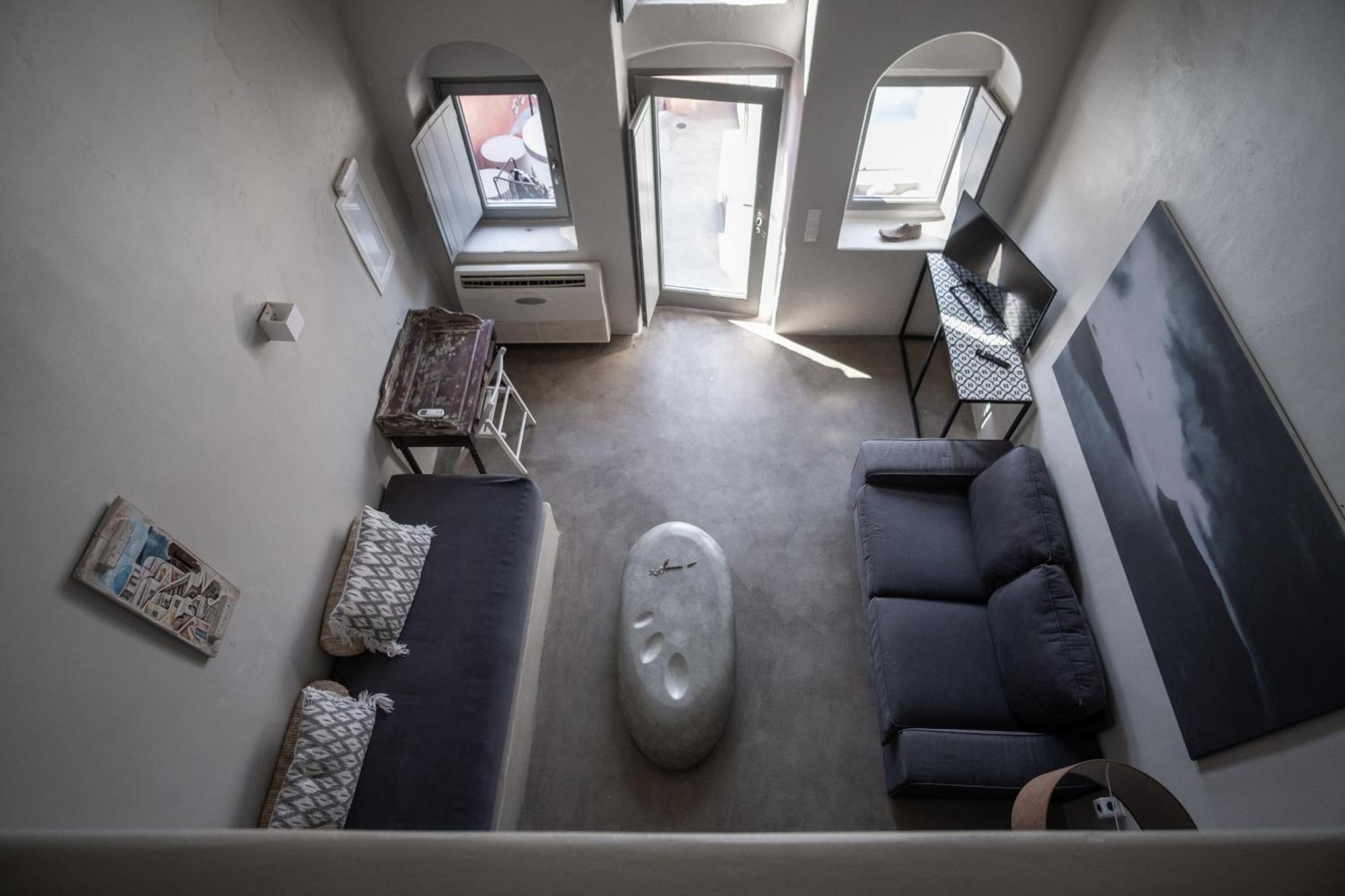 Alafouzou Cave Loft Holiday home *