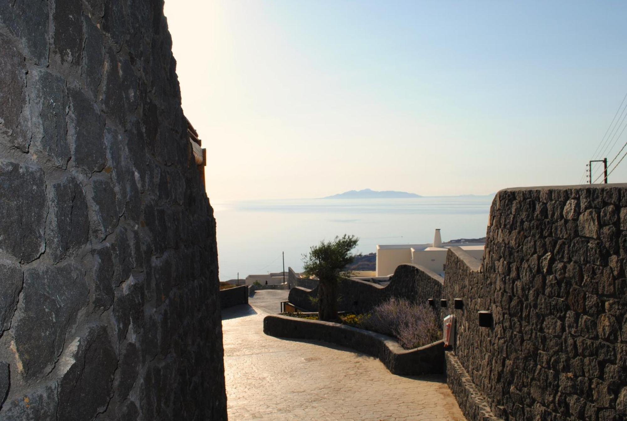 Secret Path Luxury * Imerovigli (Santorini)