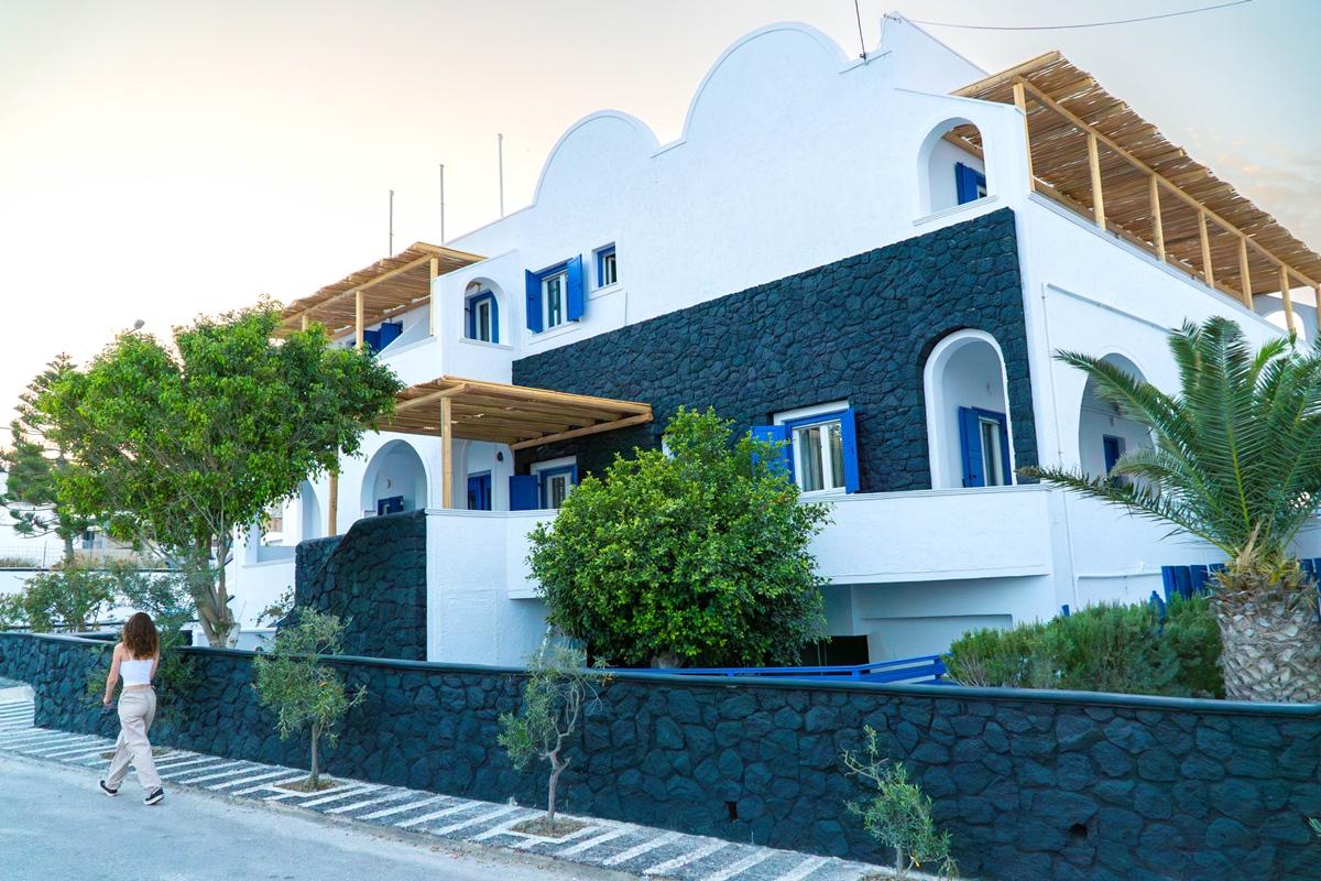 Solaris (adults Only) 3* Fira (Santorini)