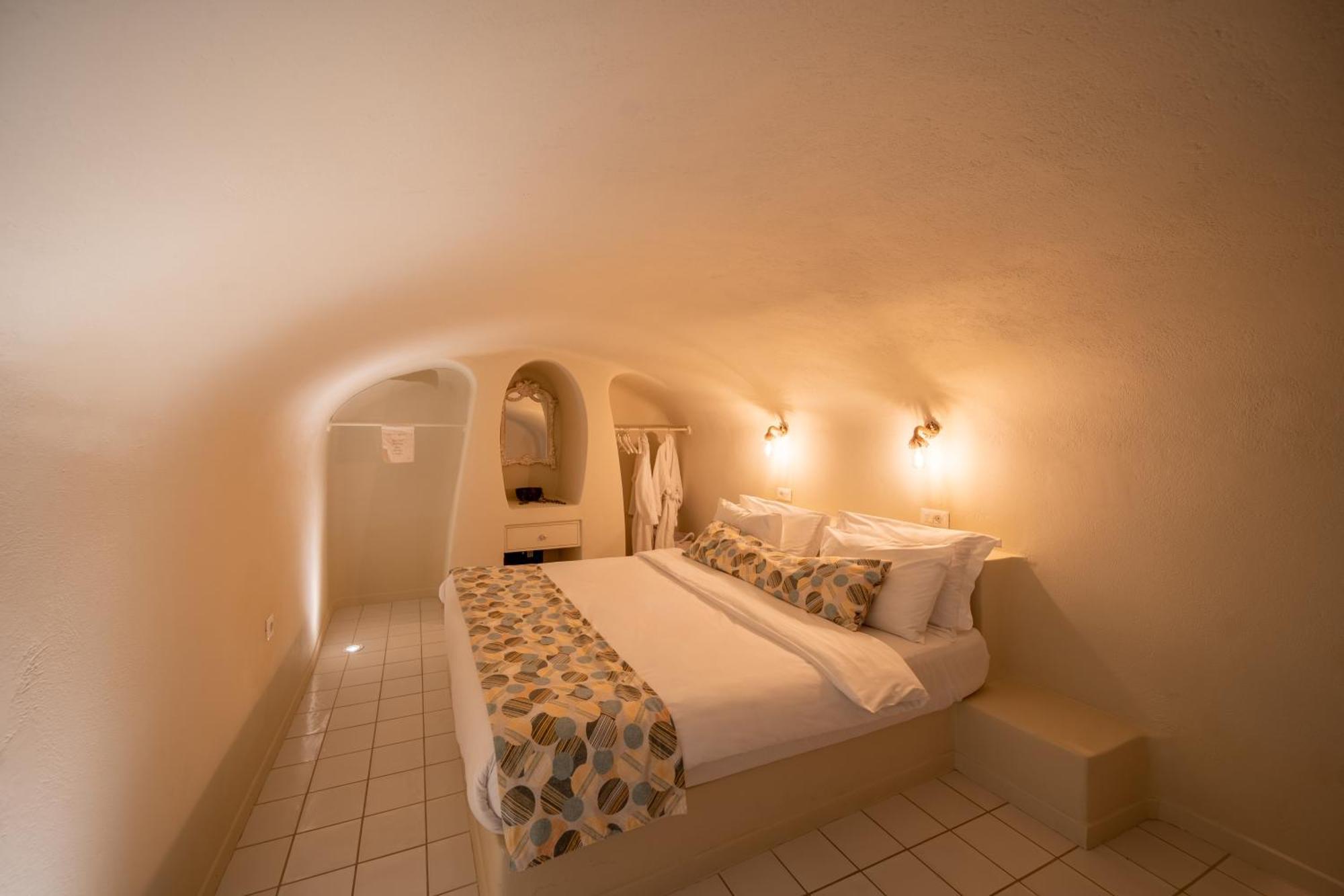 Luna Santorini Apartamento Pýrgos