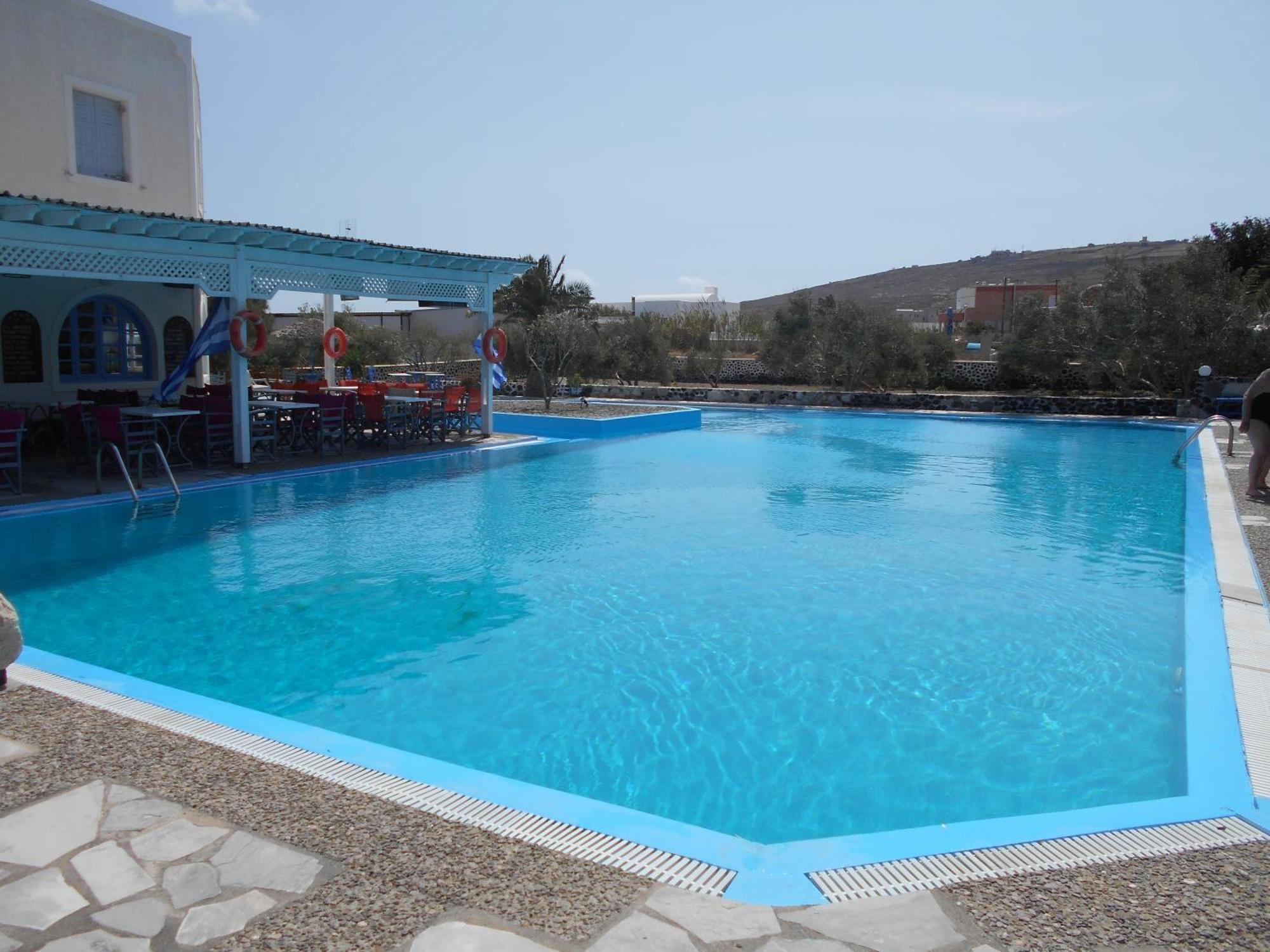 Hotel The Three Anchors Emporio (Santorini)
