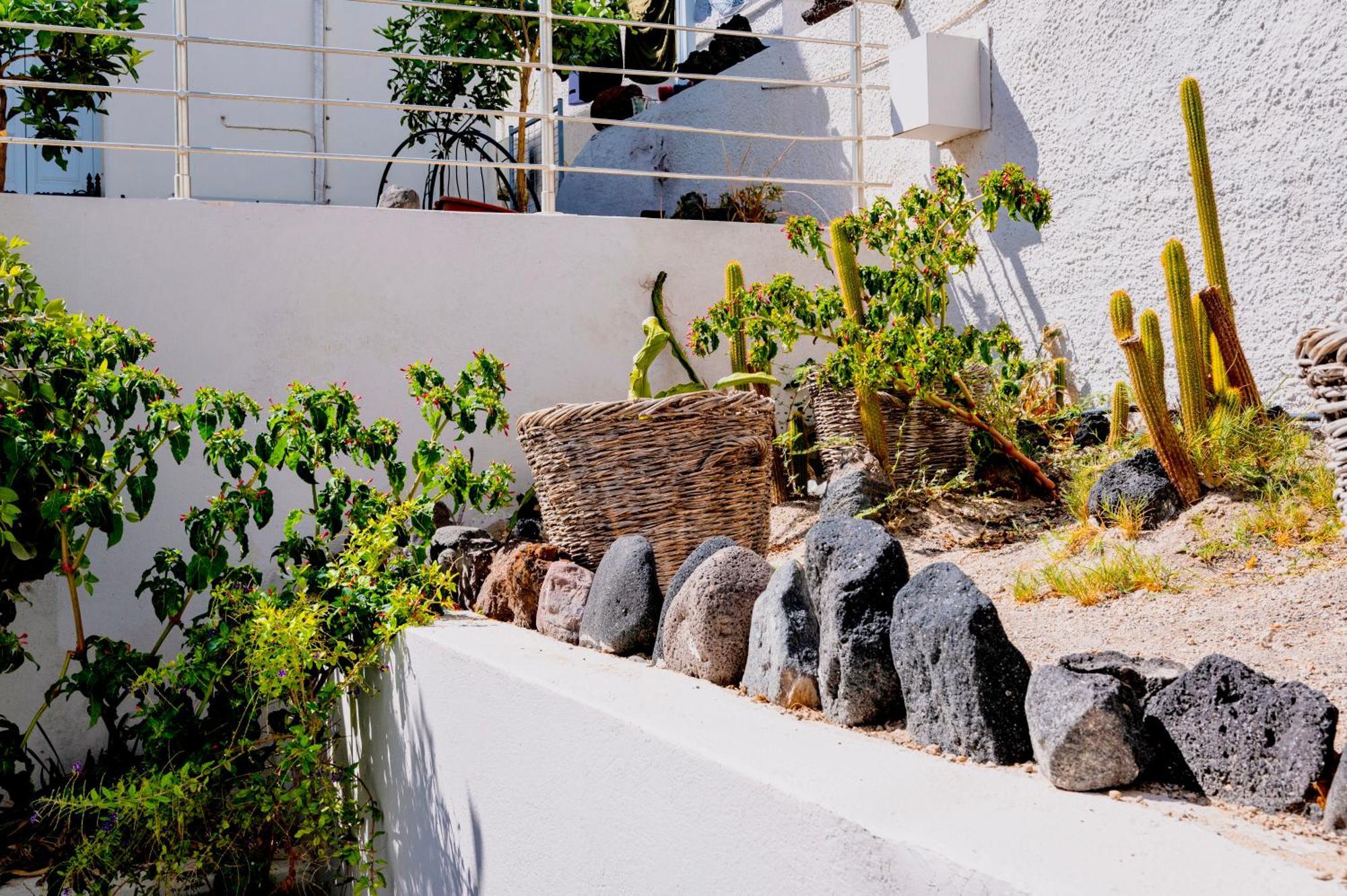 Apartment Kamarela Kamari (Santorini)