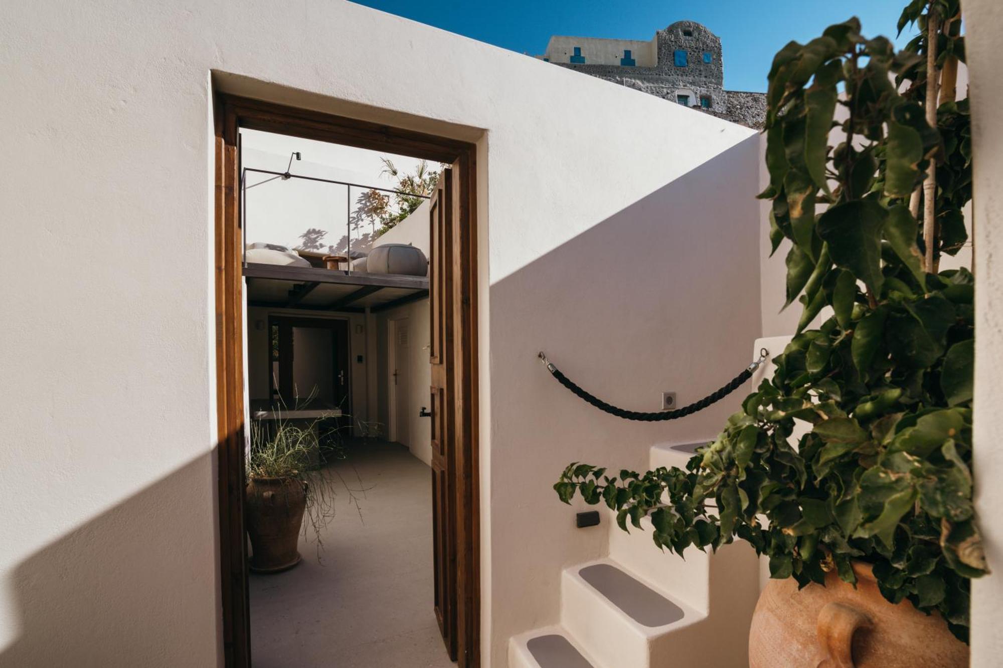 Aethra Vegan Caves Pyrgos Kallistis