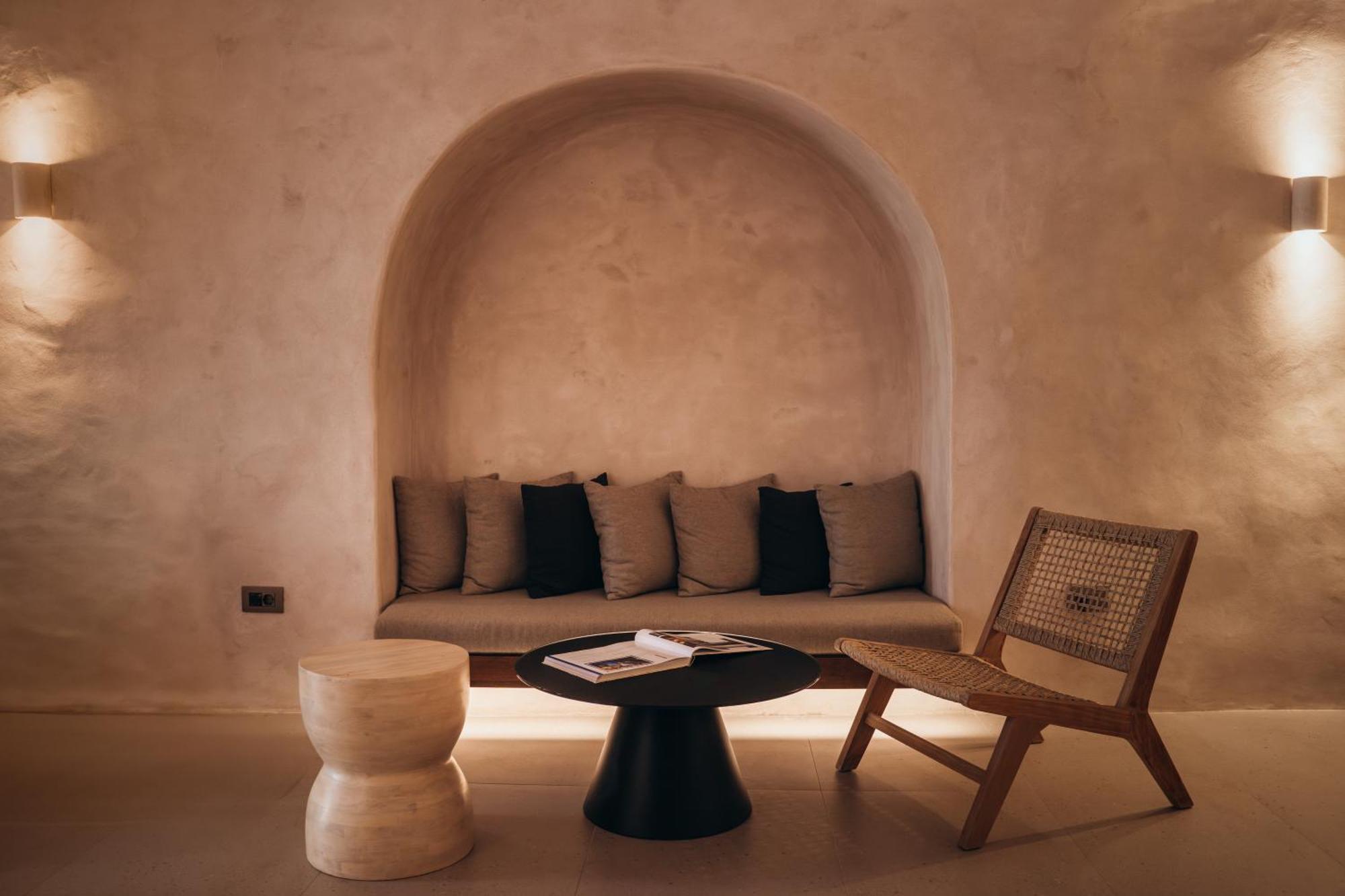 Aethra Vegan Caves Pyrgos Kallistis