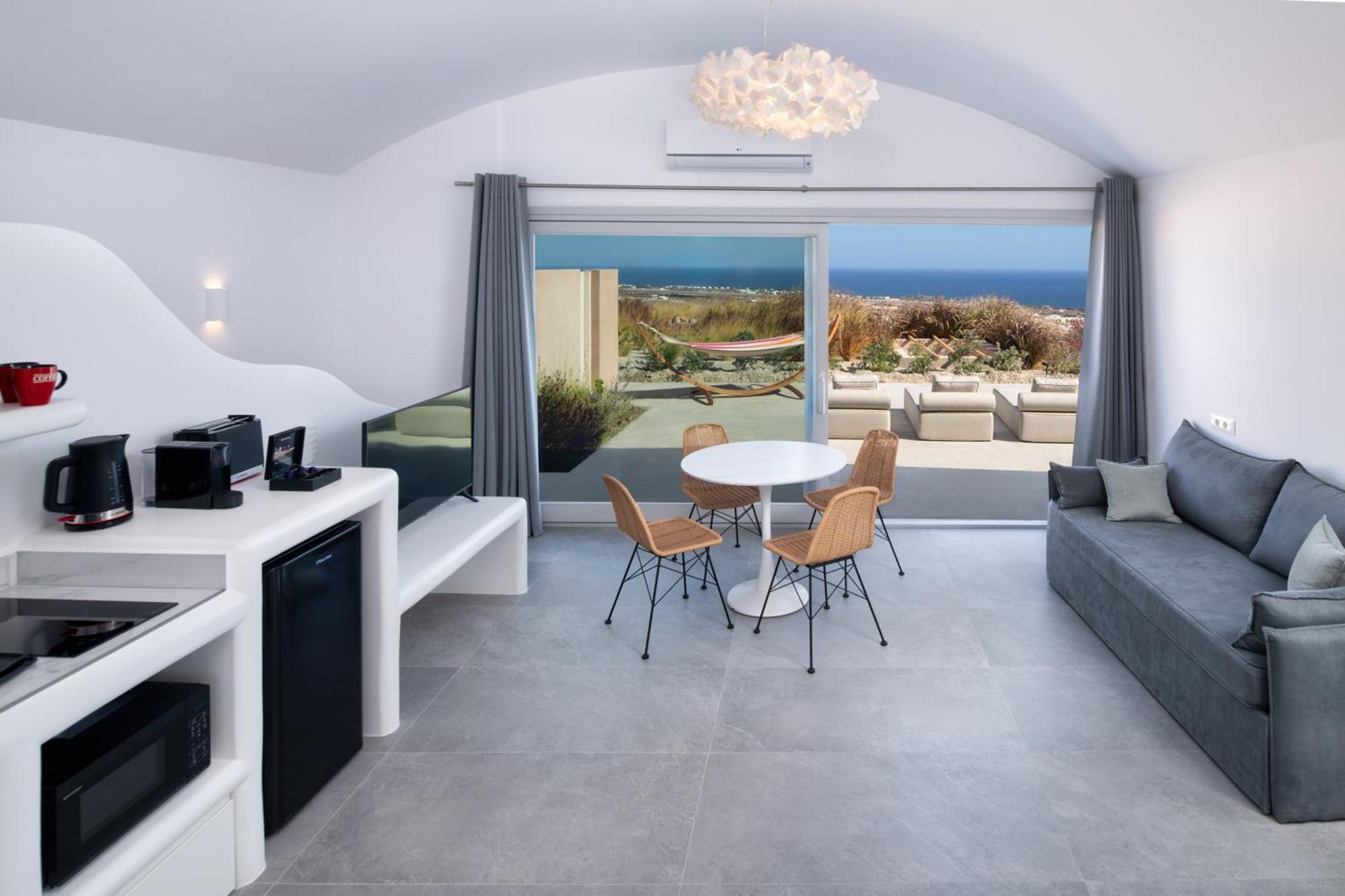 Villa Felicity Cave *