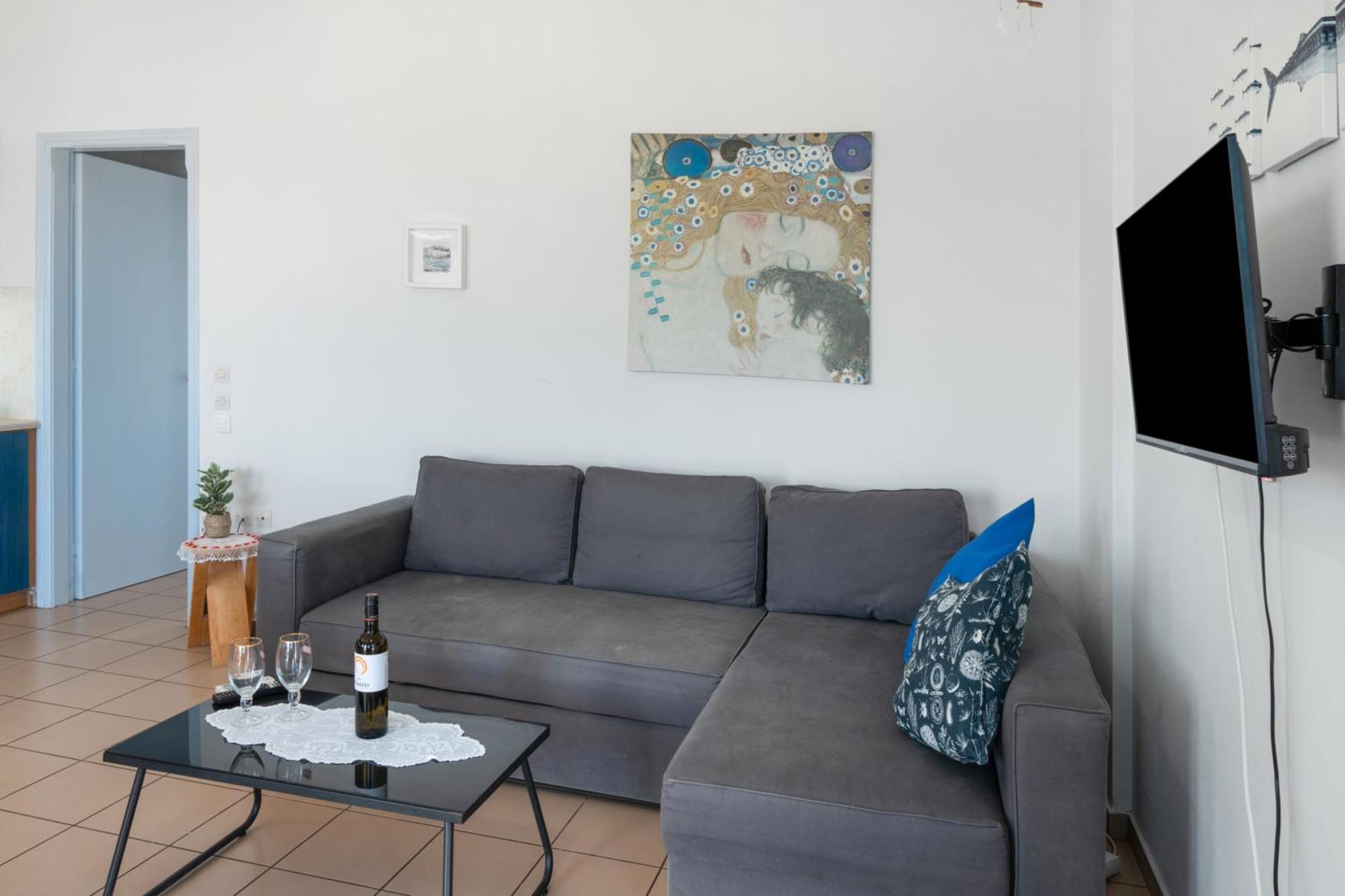 Aegean Blue Santorini Apartment