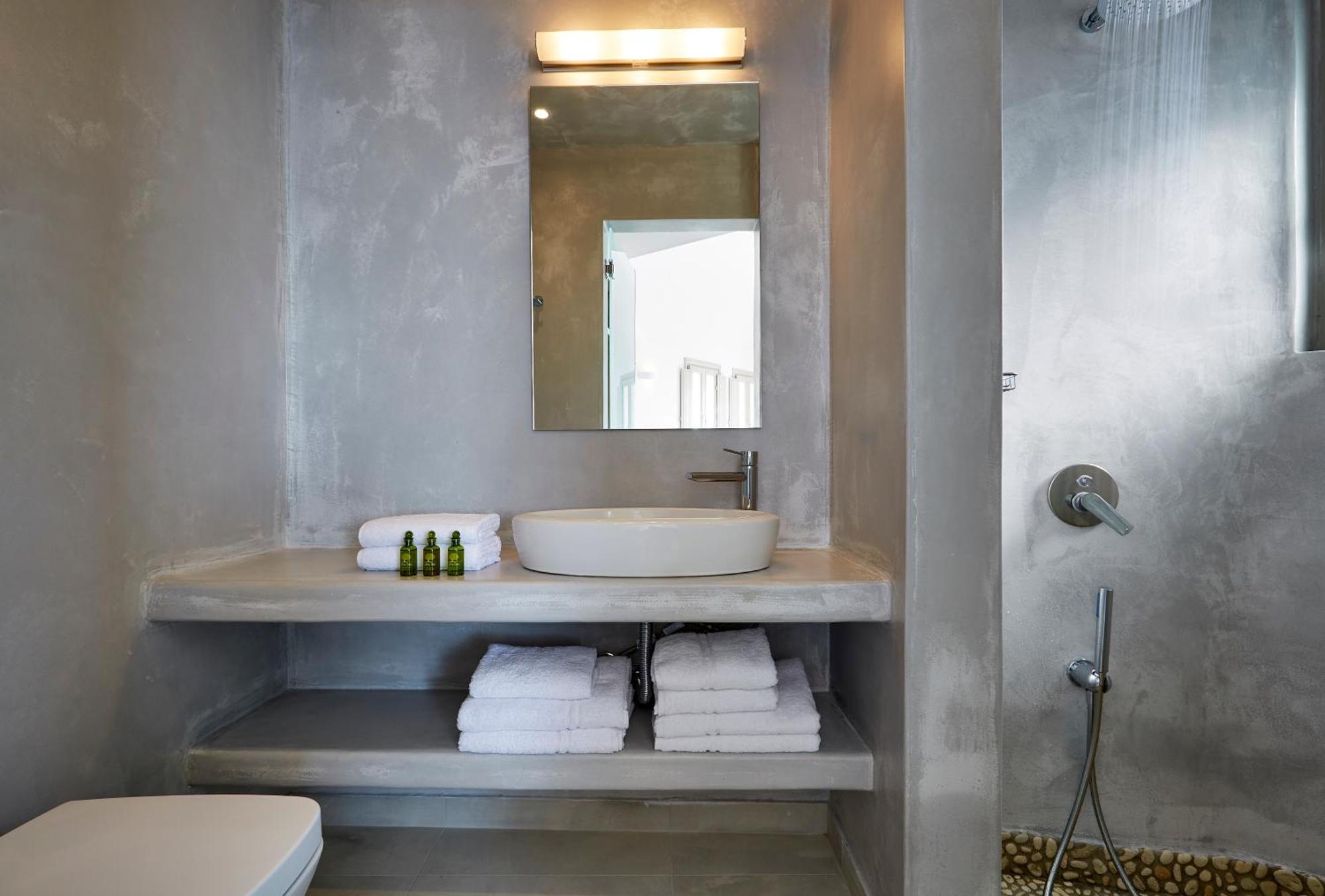 Aperanto Hotel Oia (Santorini)