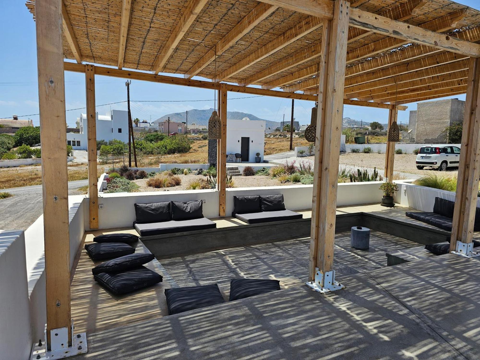 Mylithos Aparthotel Monolithos (Santorini)