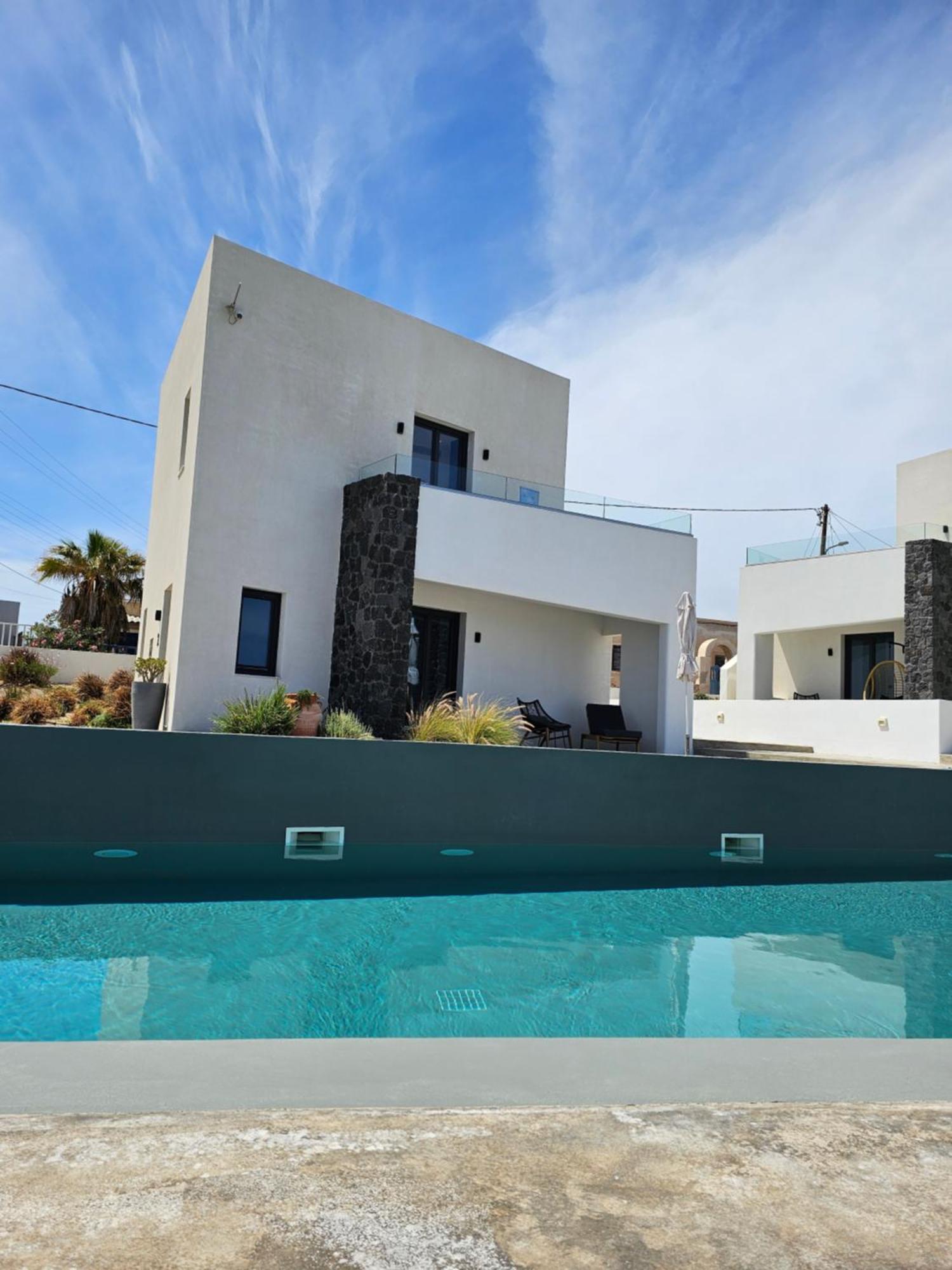 Aparthotel Mylithos Monolithos (Santorini)