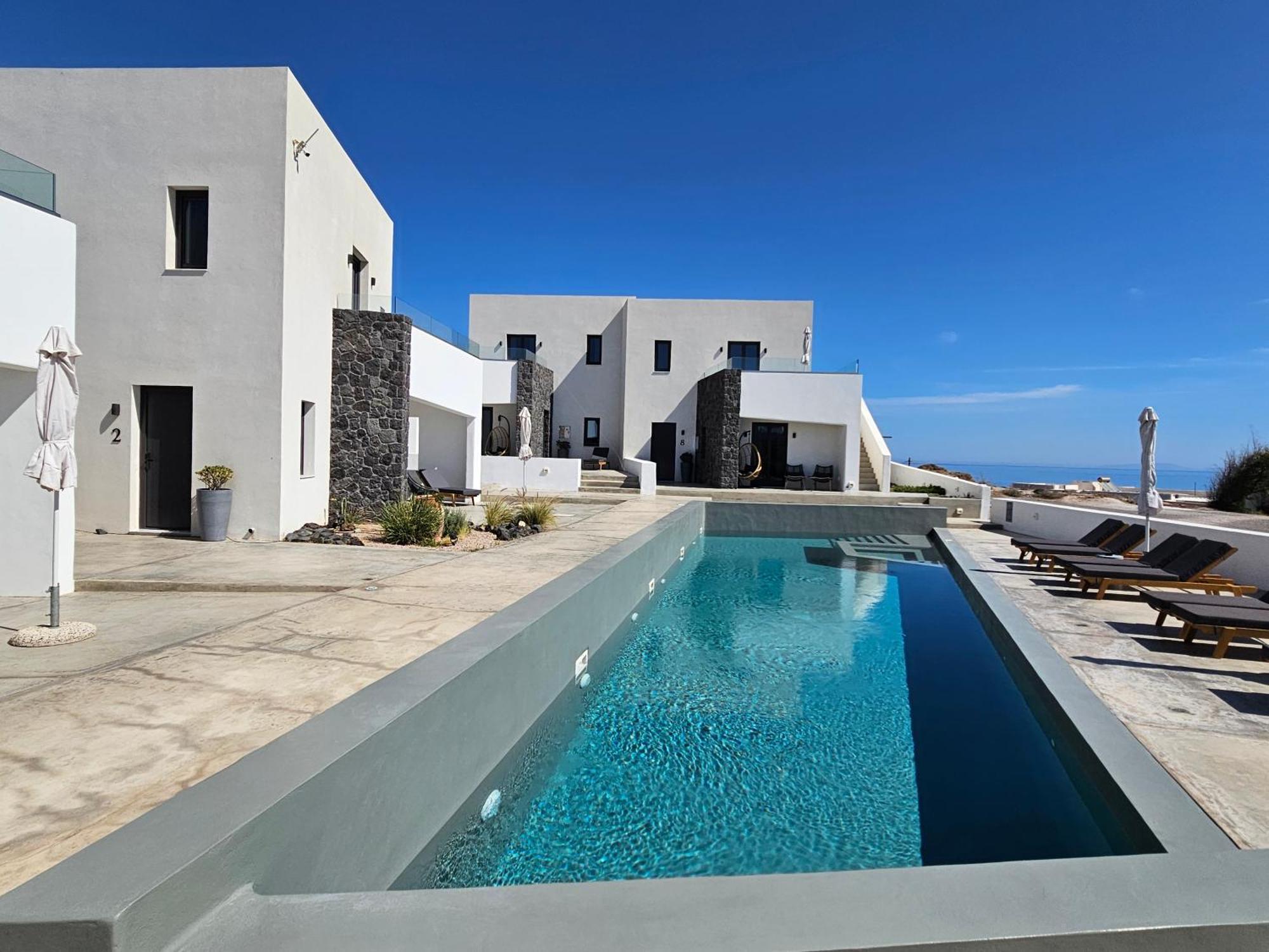 Mylithos Aparthotel