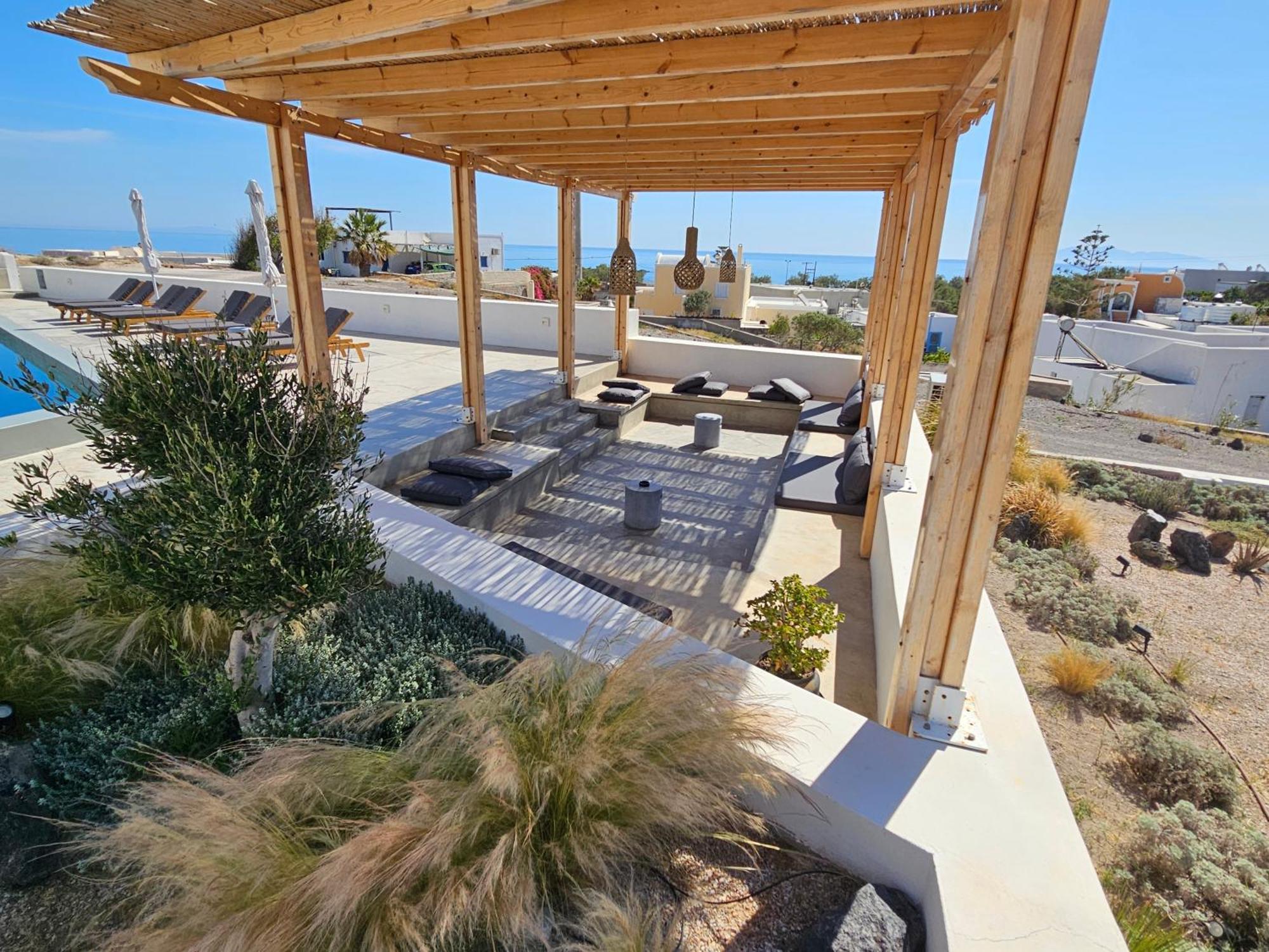 Aparthotel Mylithos Monolithos (Santorini)