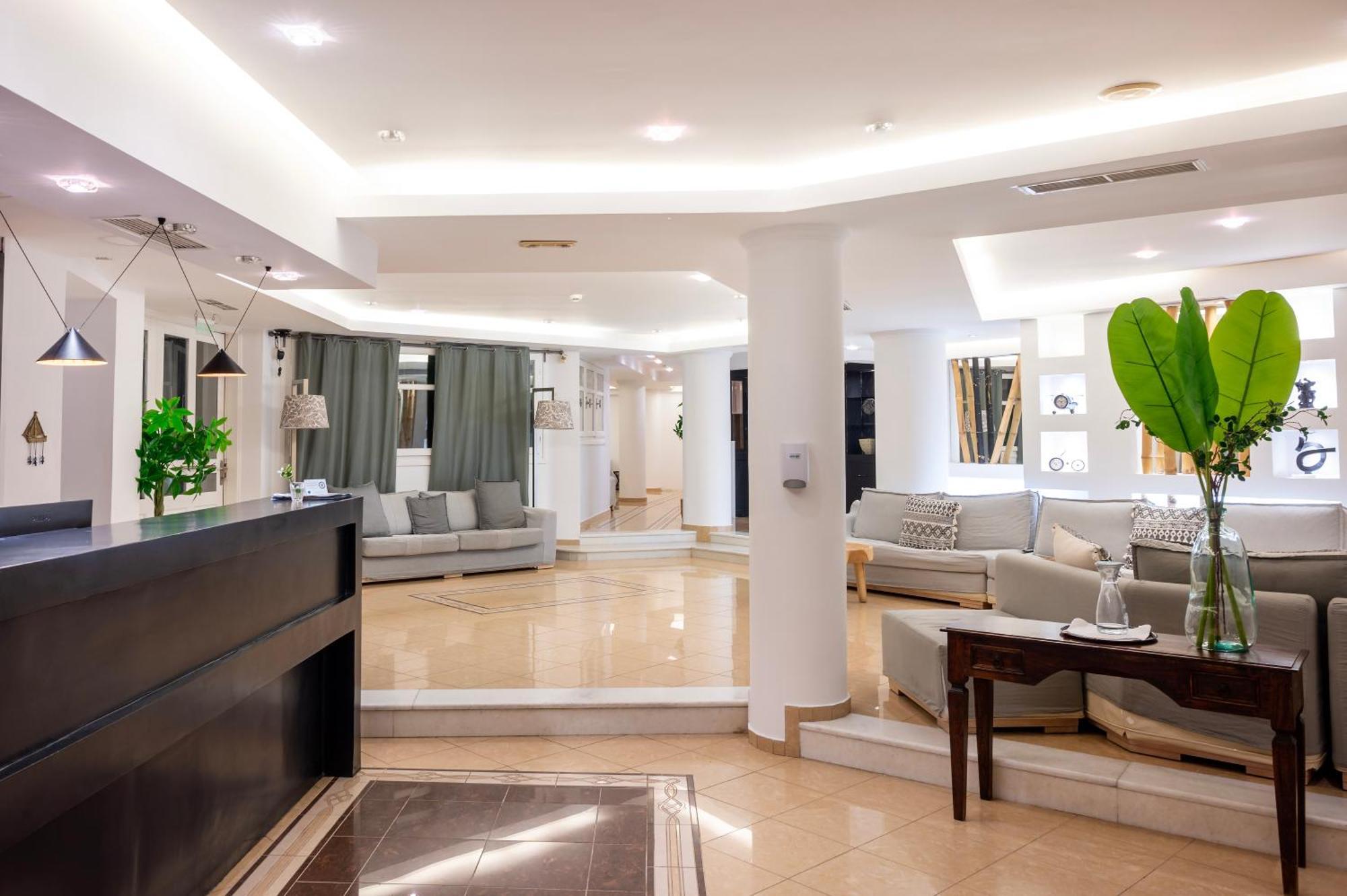 Smy Santorini & Hotel