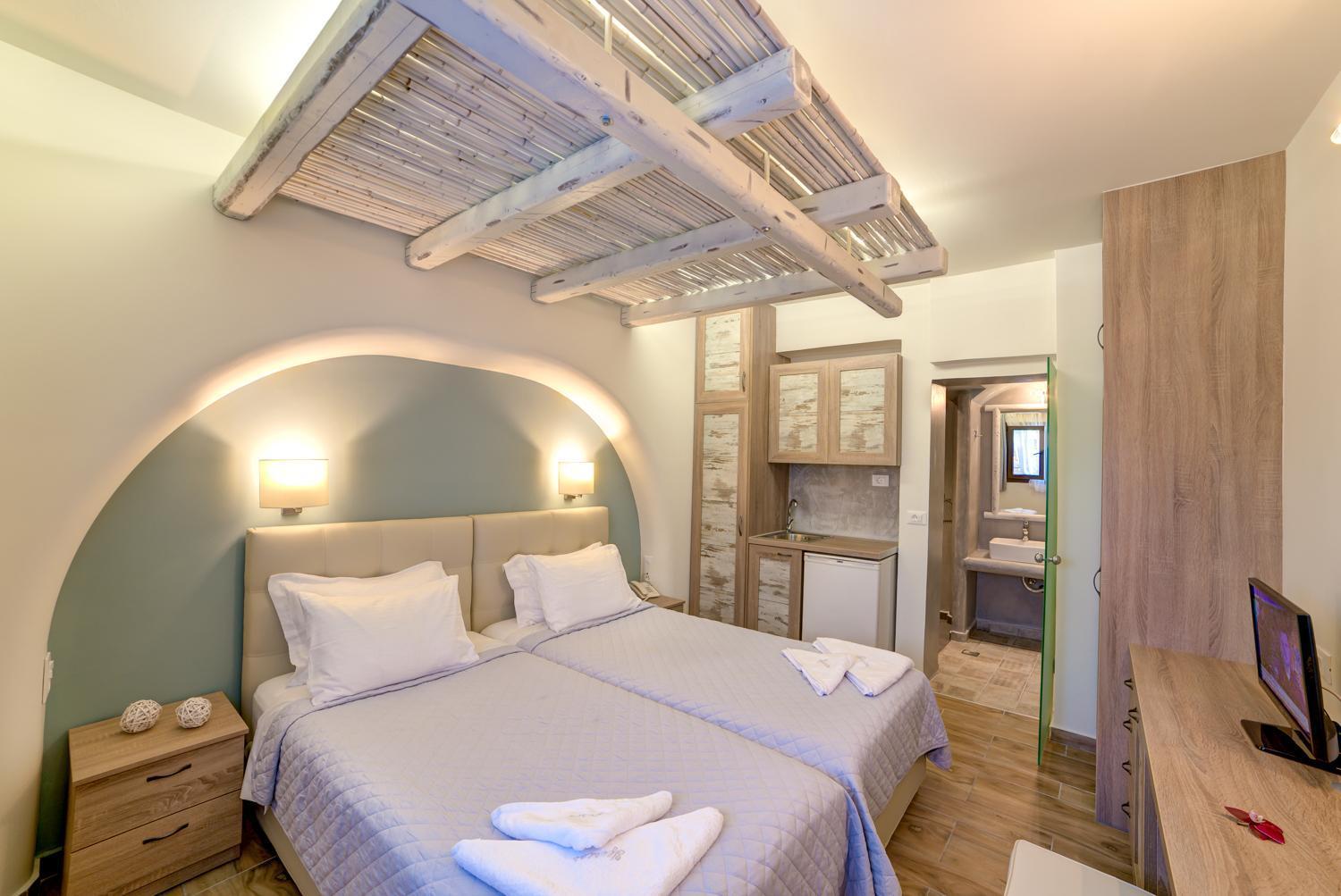 Aparthotel Ifestos