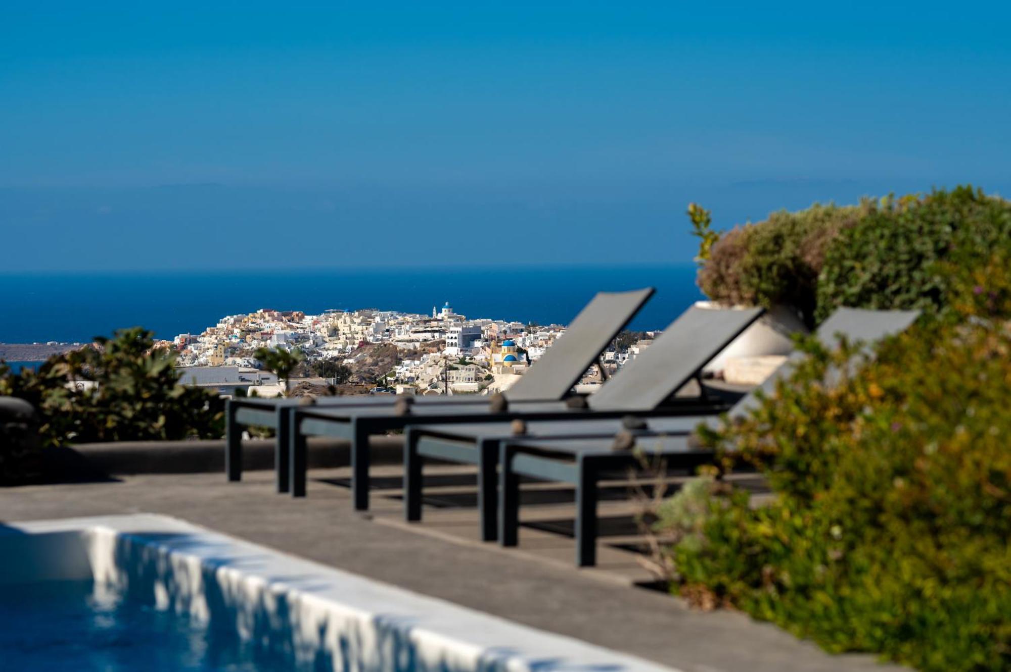 270 Oias View Villa