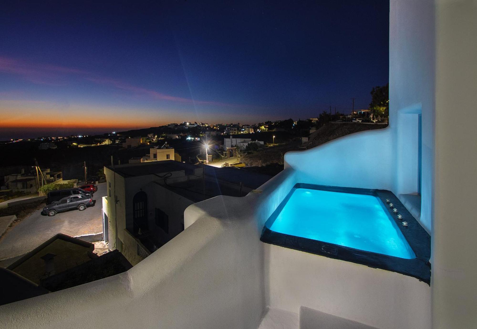 Aegean Blue * Pýrgos