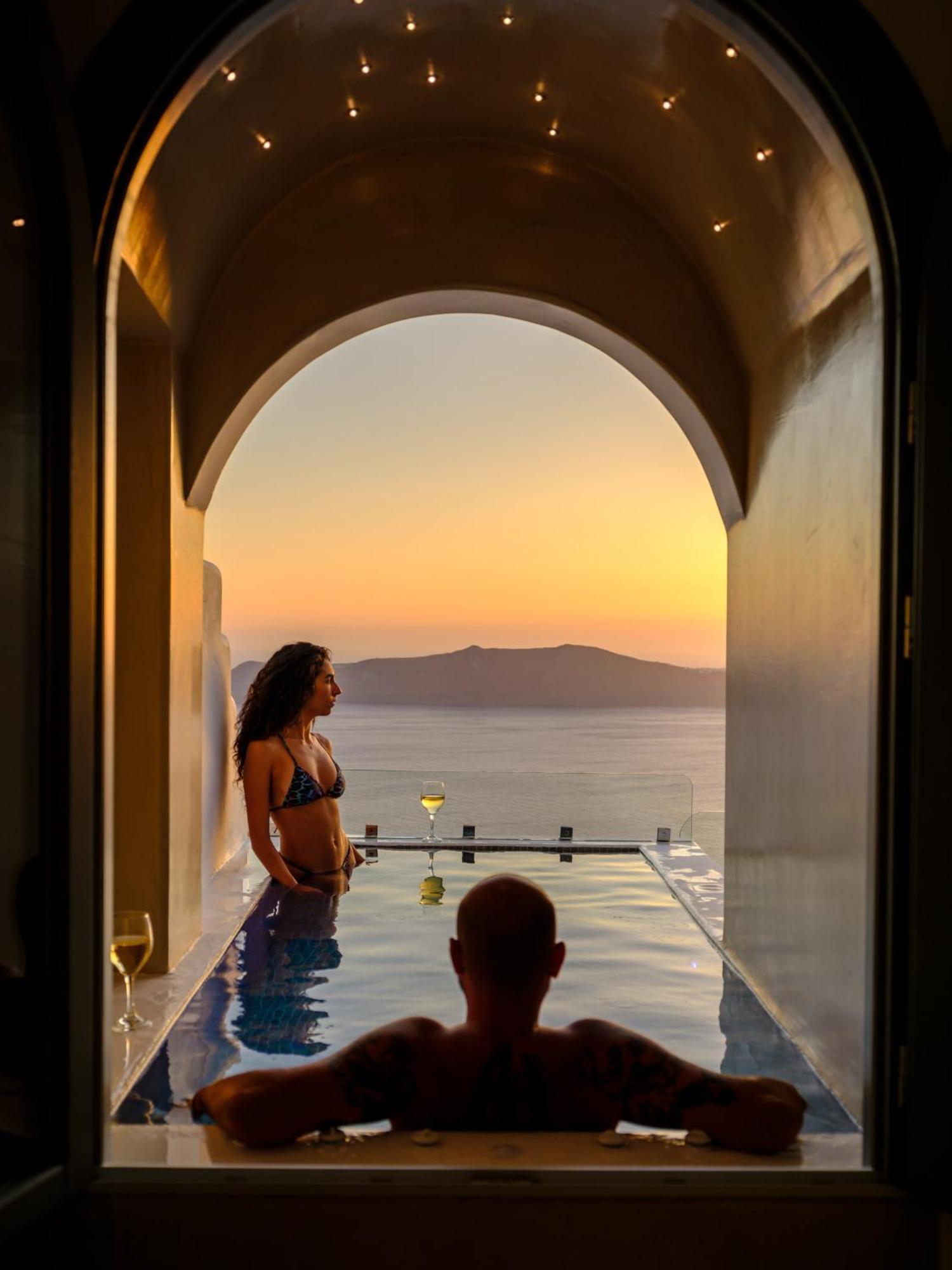 Pegasus 5* Imerovigli (Santorini)