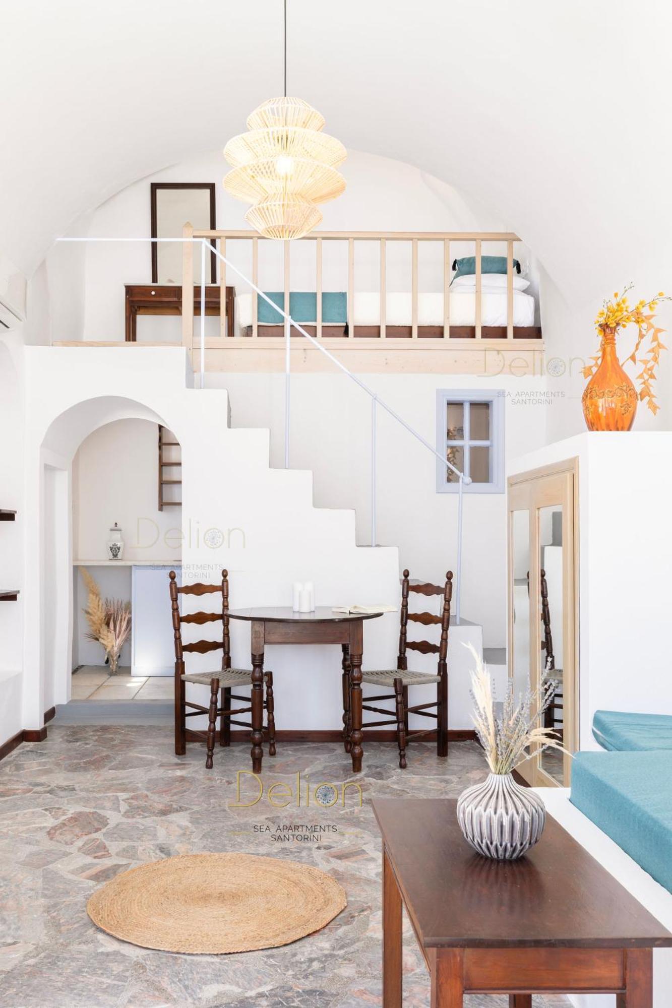 Delion Sea Hotel Kamari (Santorini)