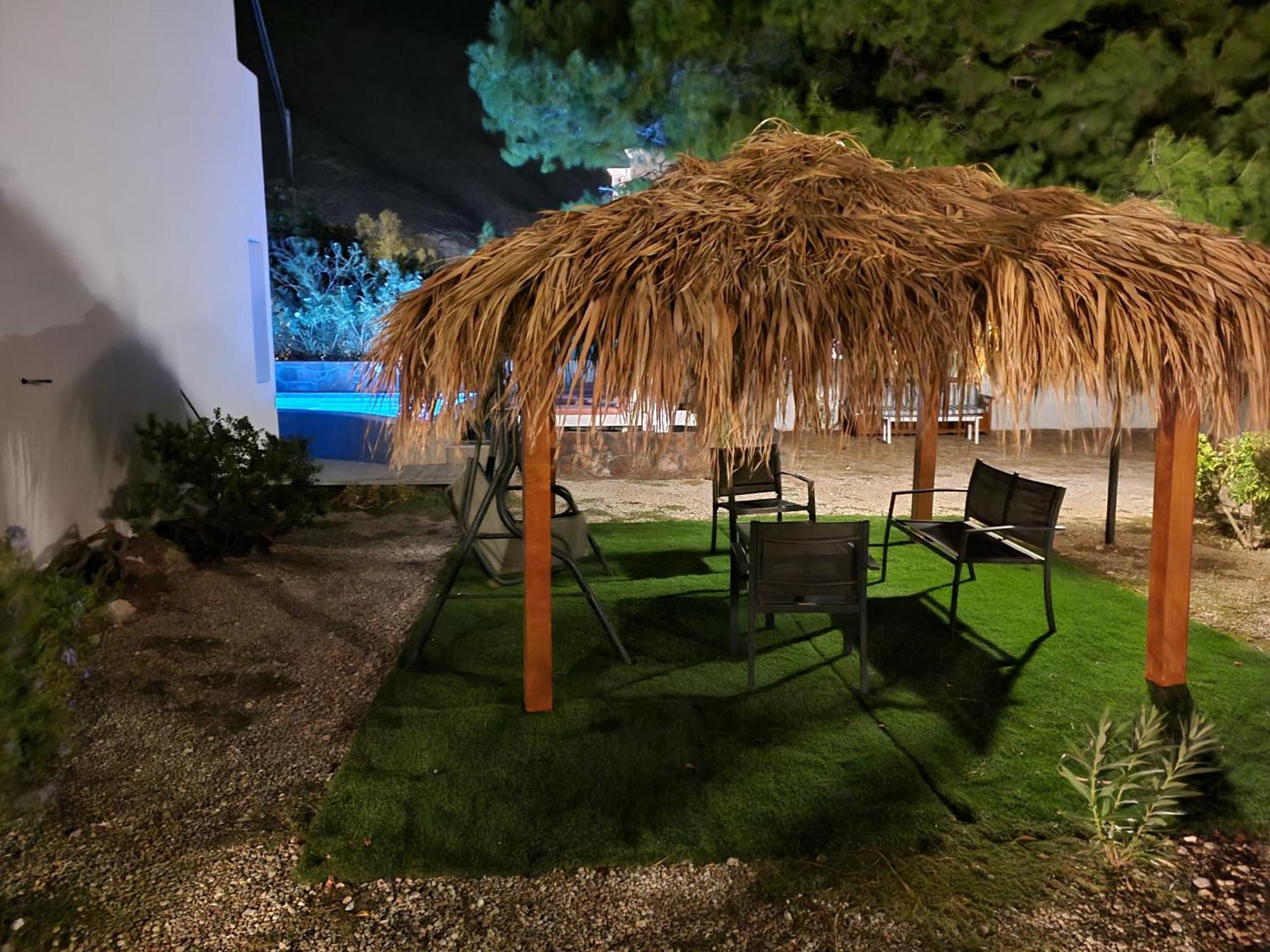 Captain Lazaros Villa: Black With Pool And Sea View Villa