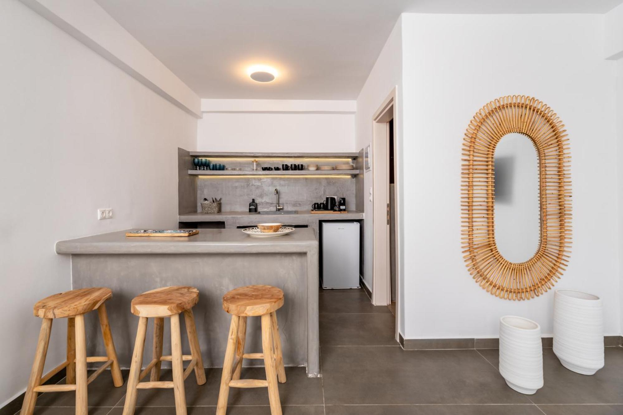 Hotel Aqualung Kamari (Santorini)