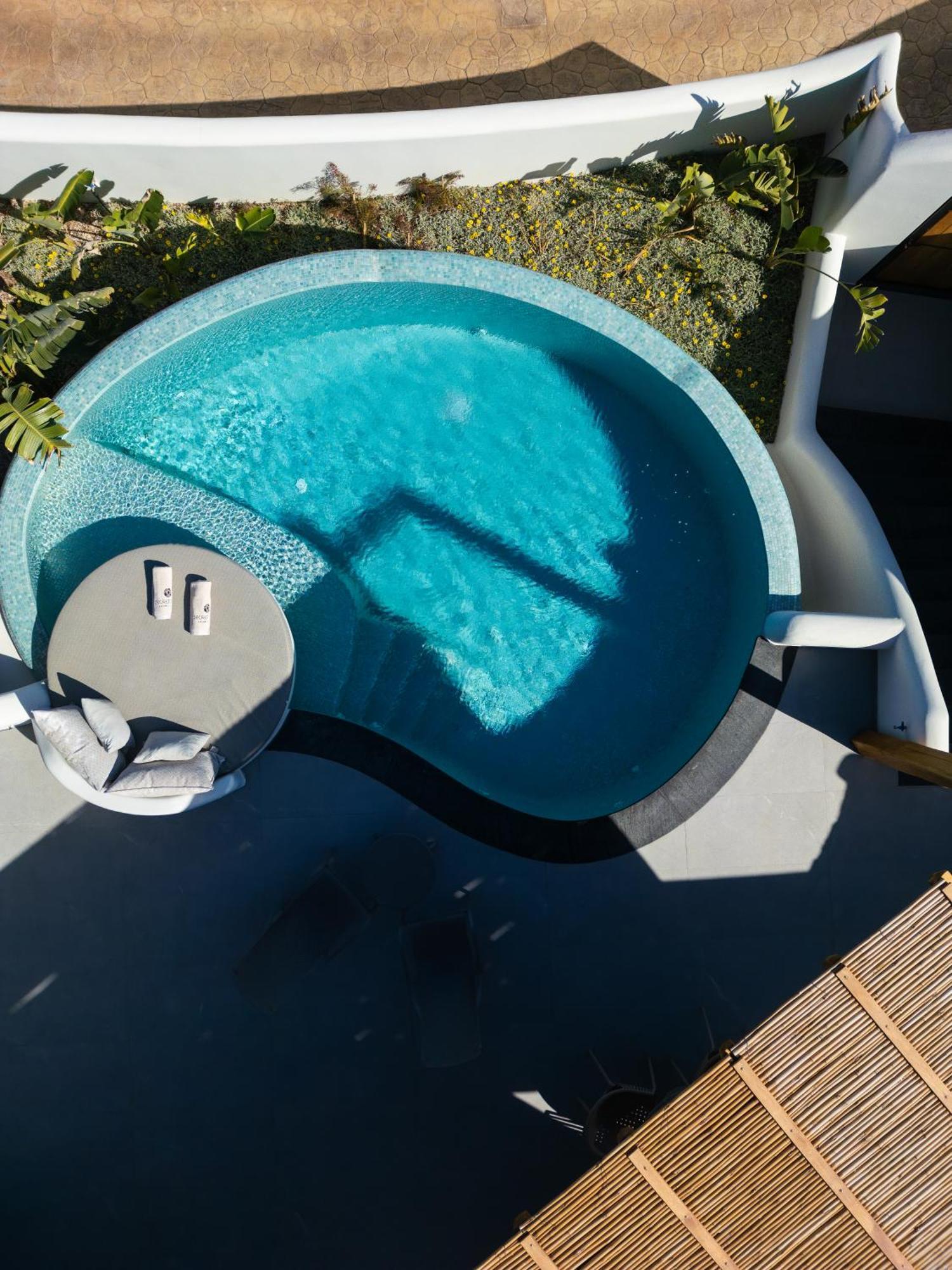 Villa Secret Path Luxury