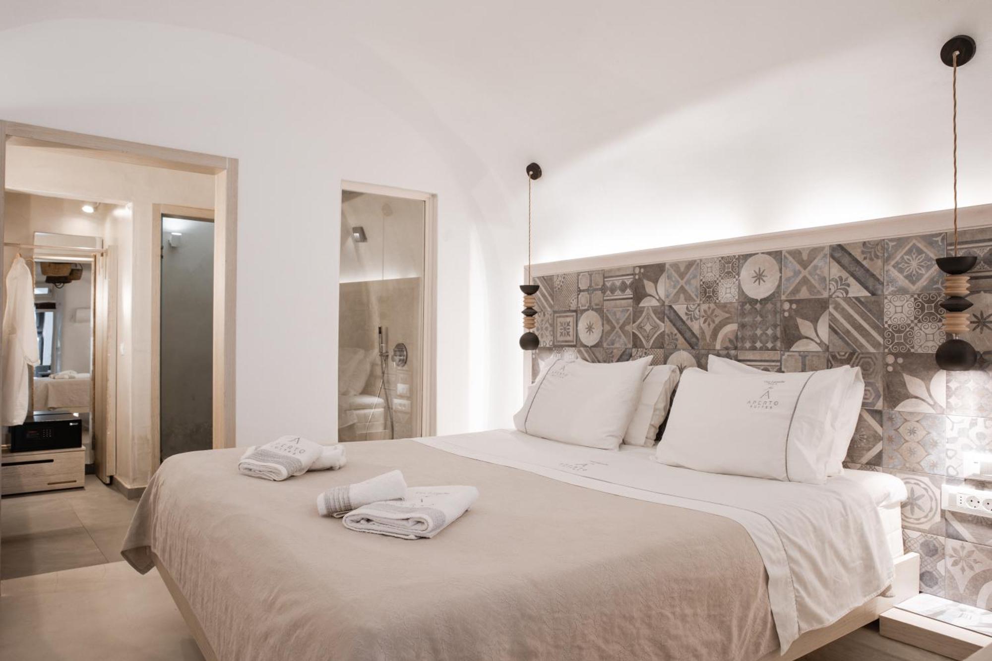 Aperto - Adults Only