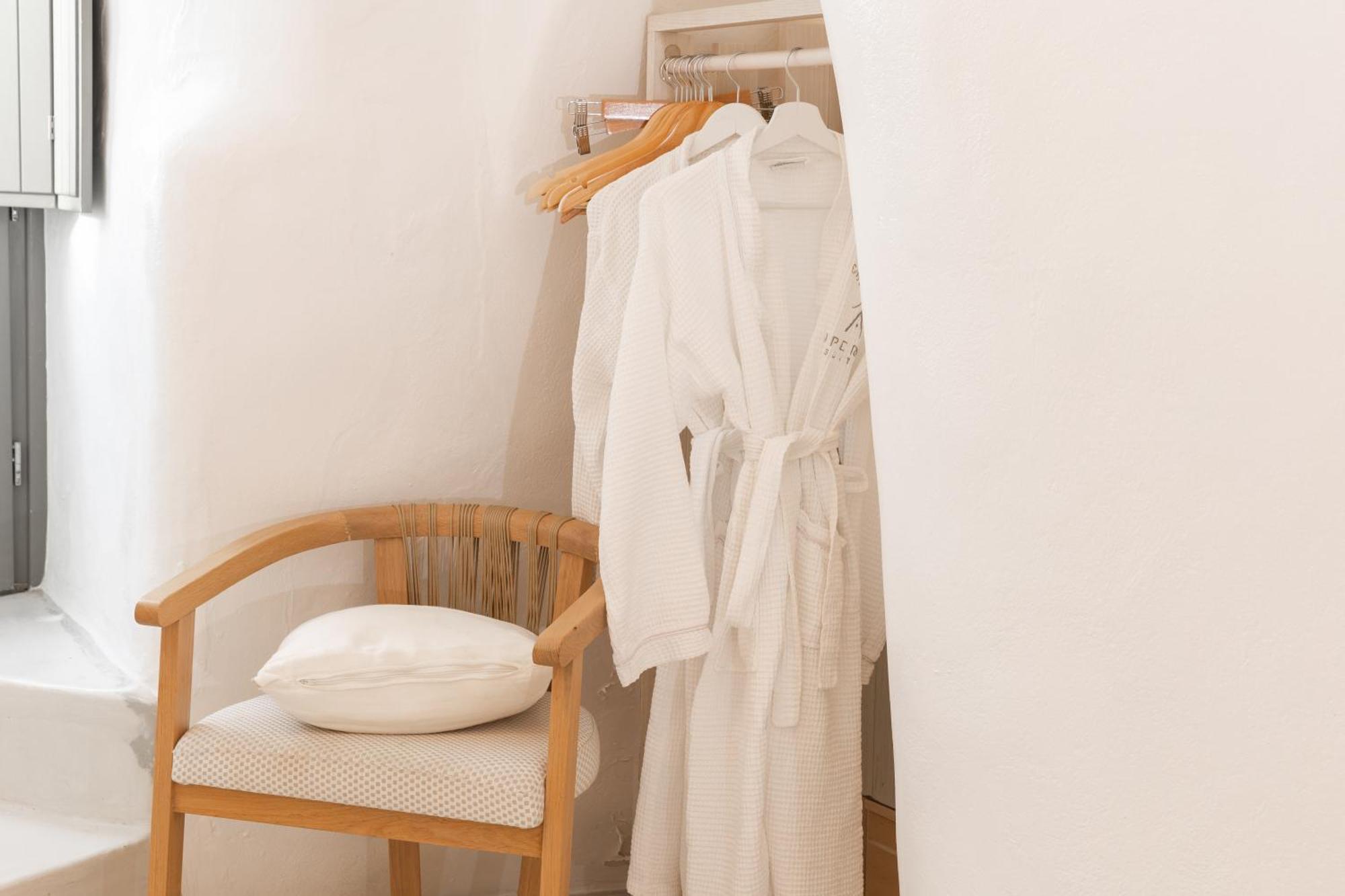 Aperto - Adults Only 3* Fira (Santorini)