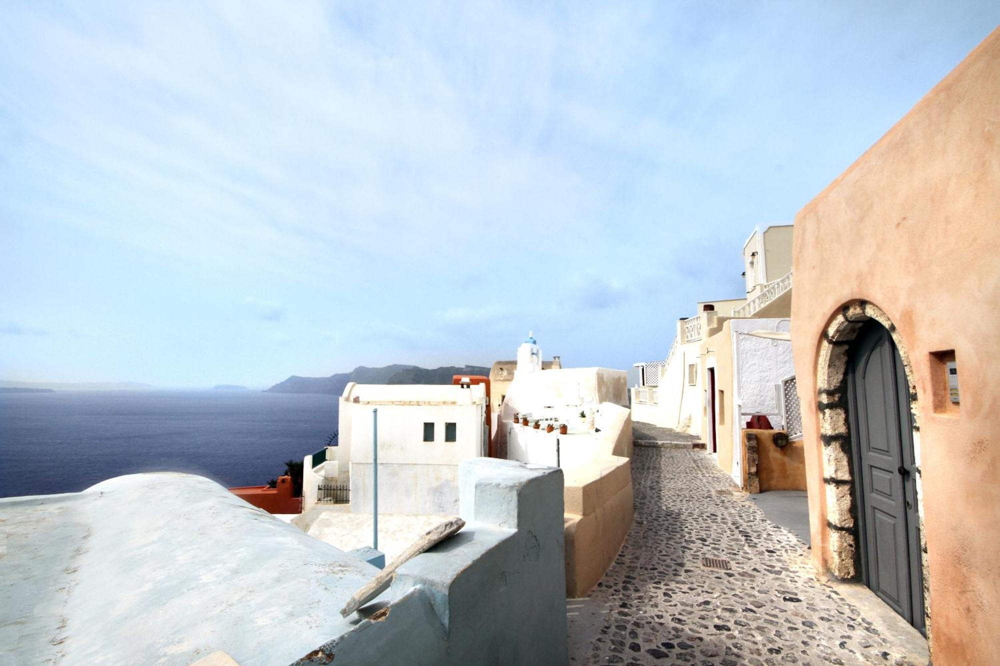 Alafouzou Cave Loft Oia (Santorini)