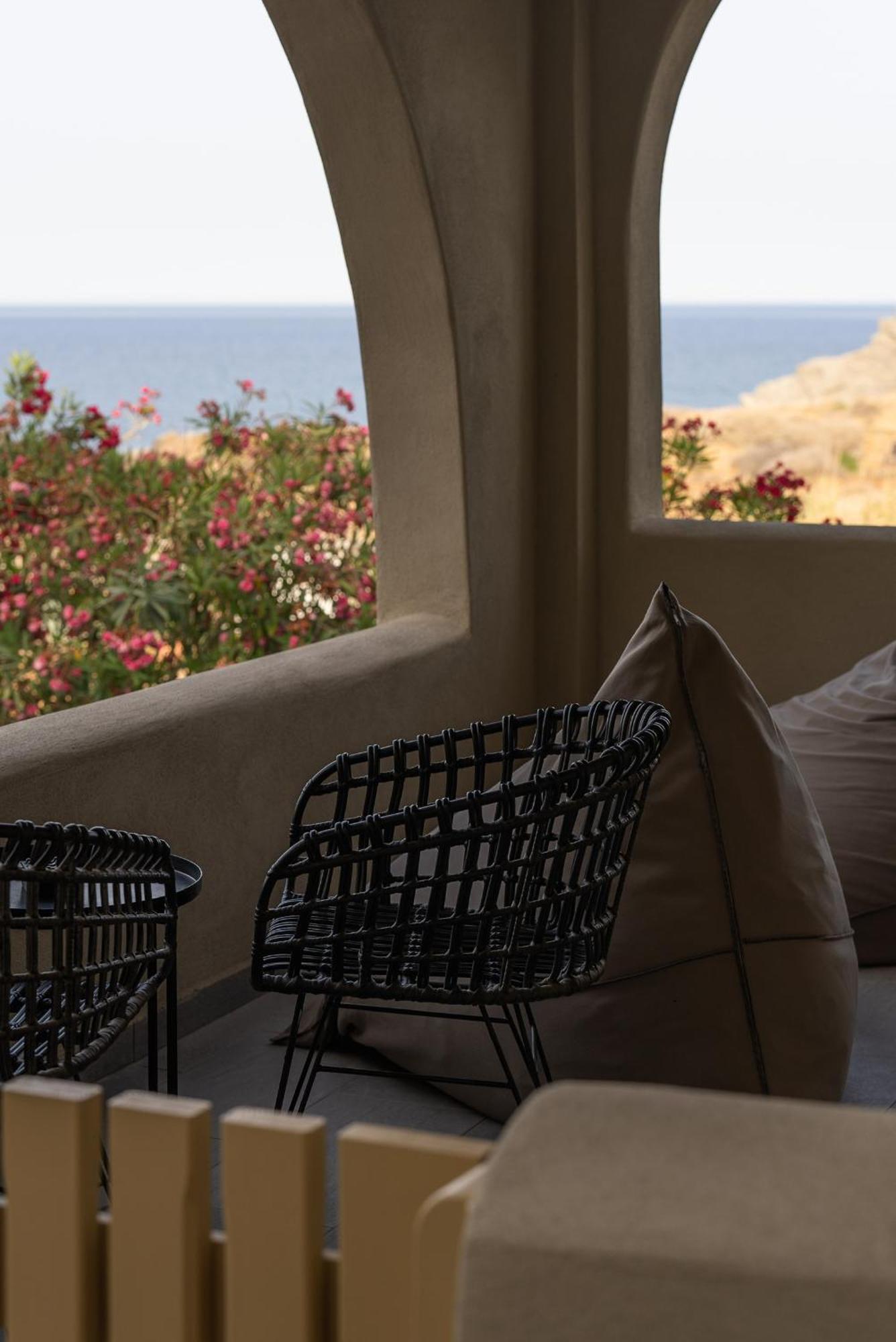 Hotel Colombos Beachfront