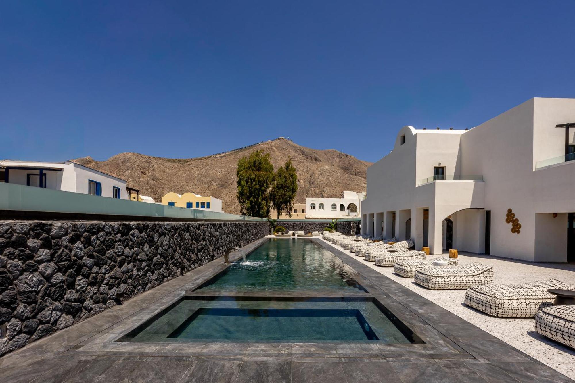 Hotel Santo Mangata Boutique Perissa (Santorini)