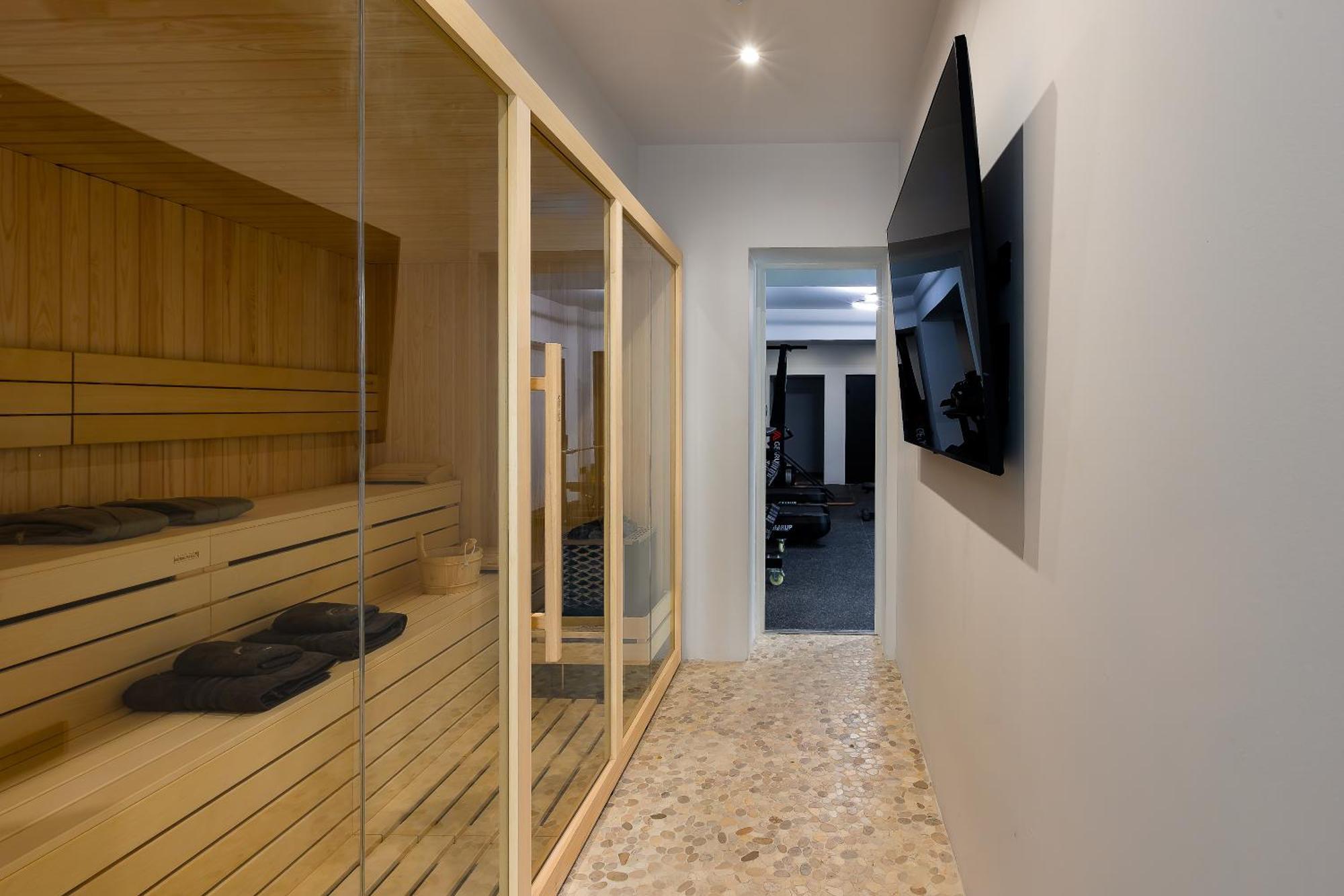 Santo Mangata Boutique Hotel 5*