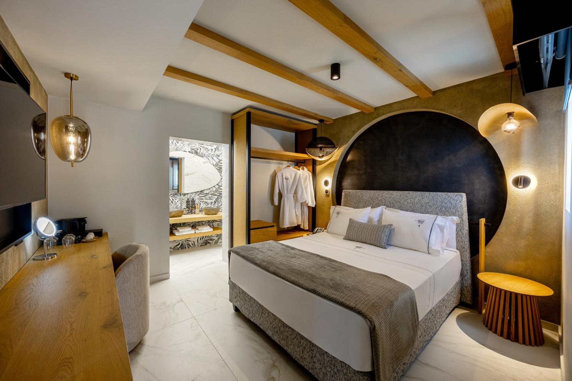 Santo Mangata Boutique Hotel