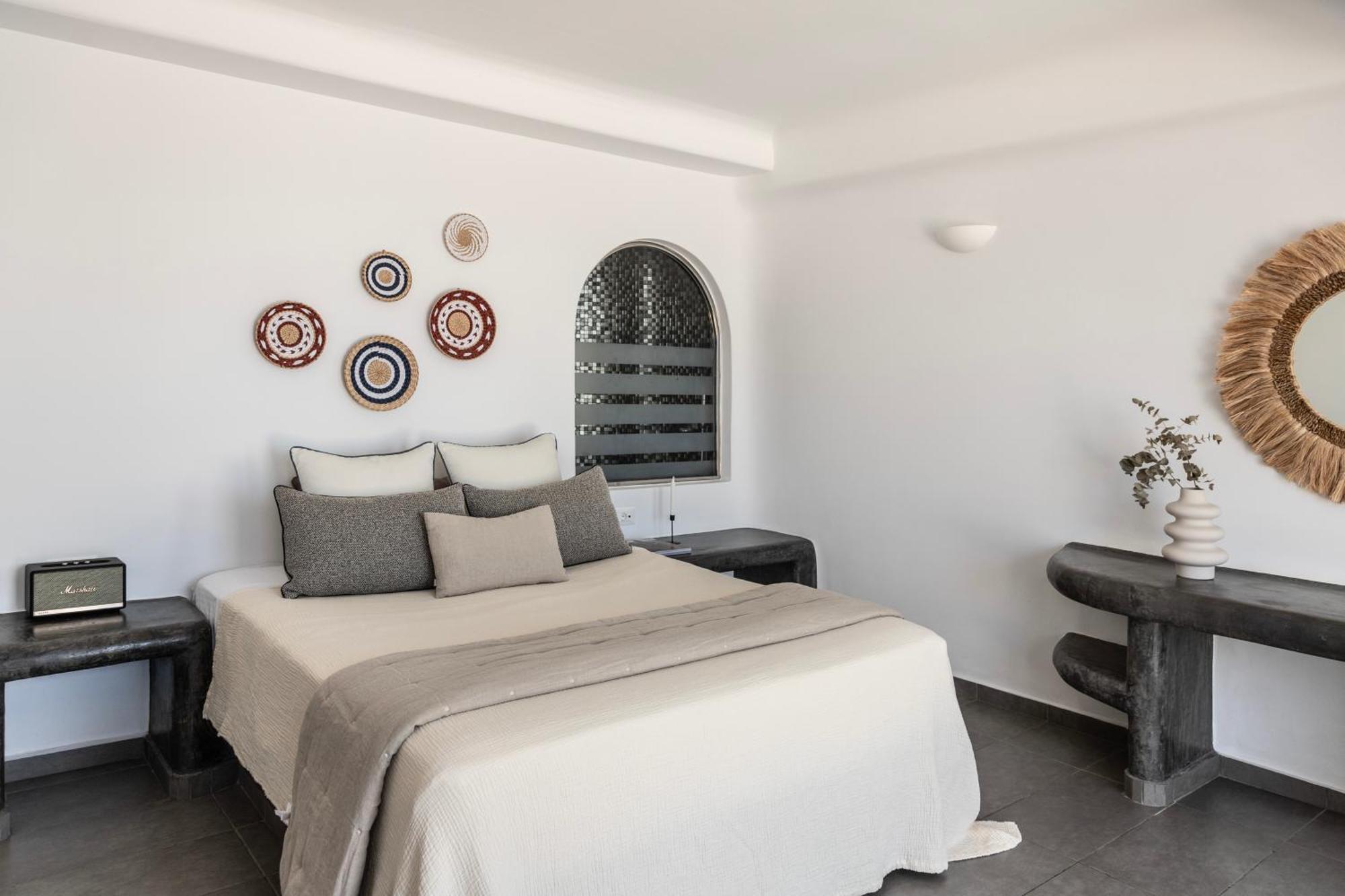 Lukas Apartment Imerovigli (Santorini)