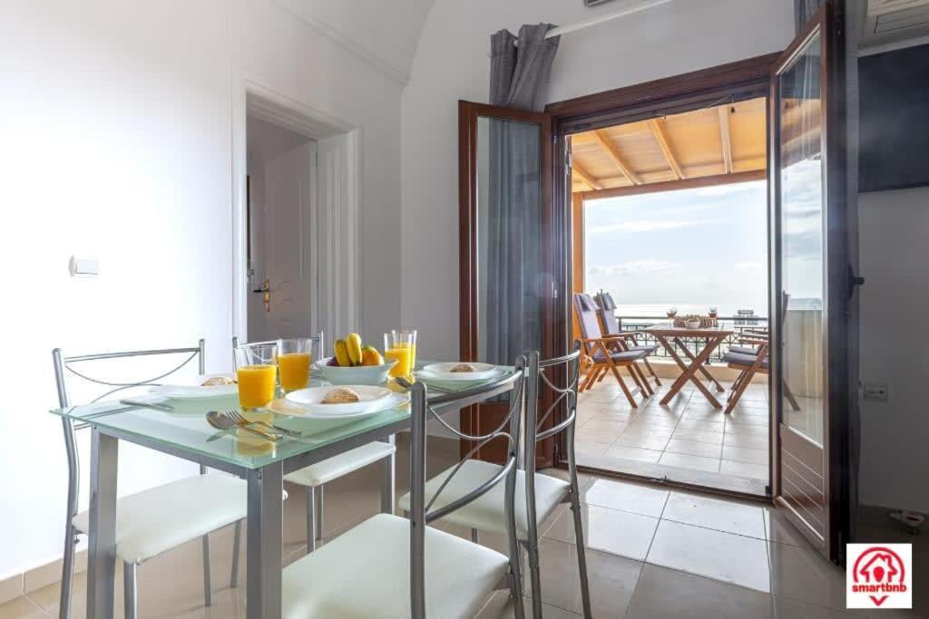 Modern Naya Escape In Santorini With Captivating Sea Views Apartment
