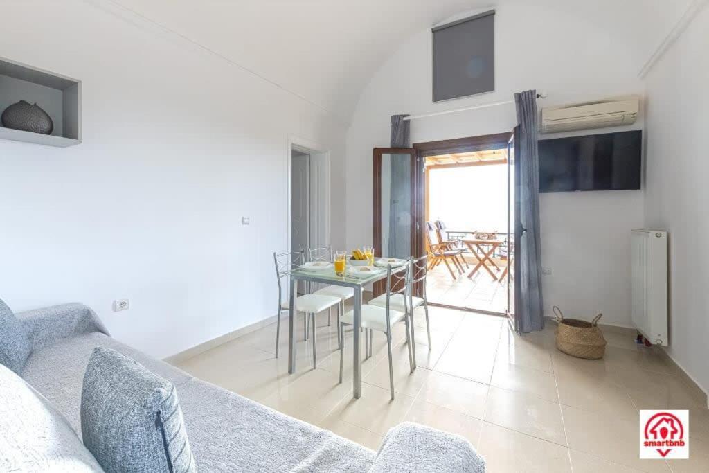 Apartment Modern Naya Escape In Santorini With Captivating Sea Views *