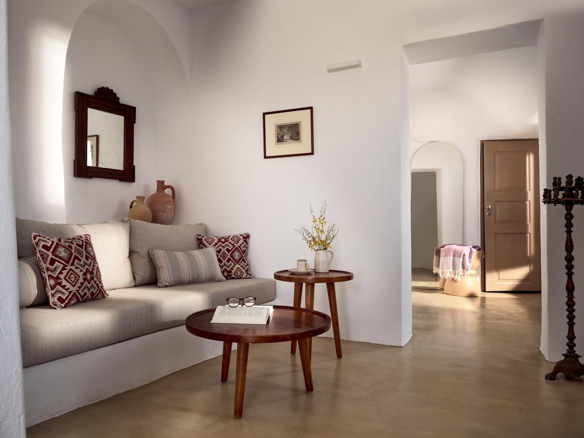 Esperas Hotel 4*