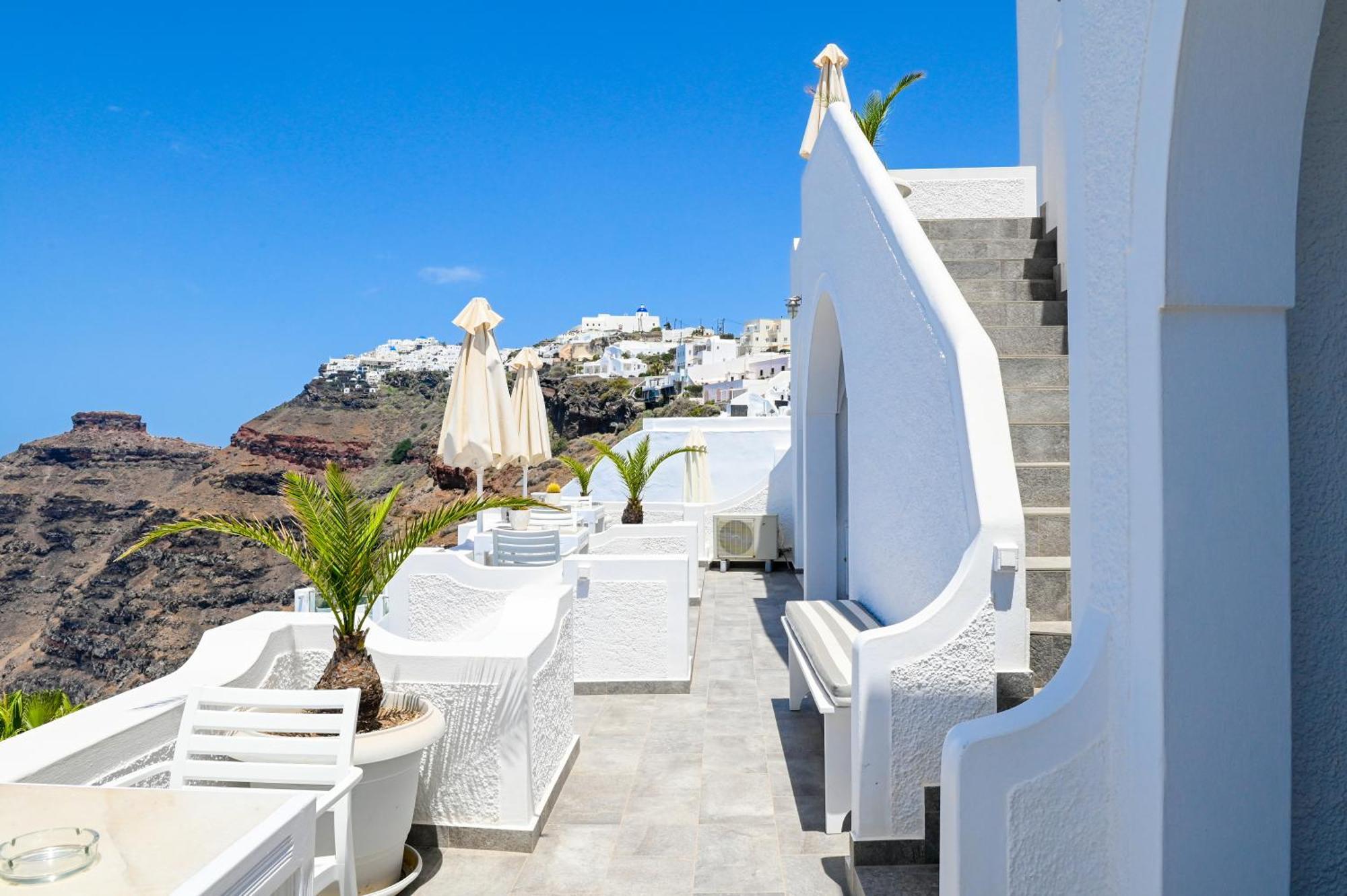 Kafieris Blue Aparthotel 3*