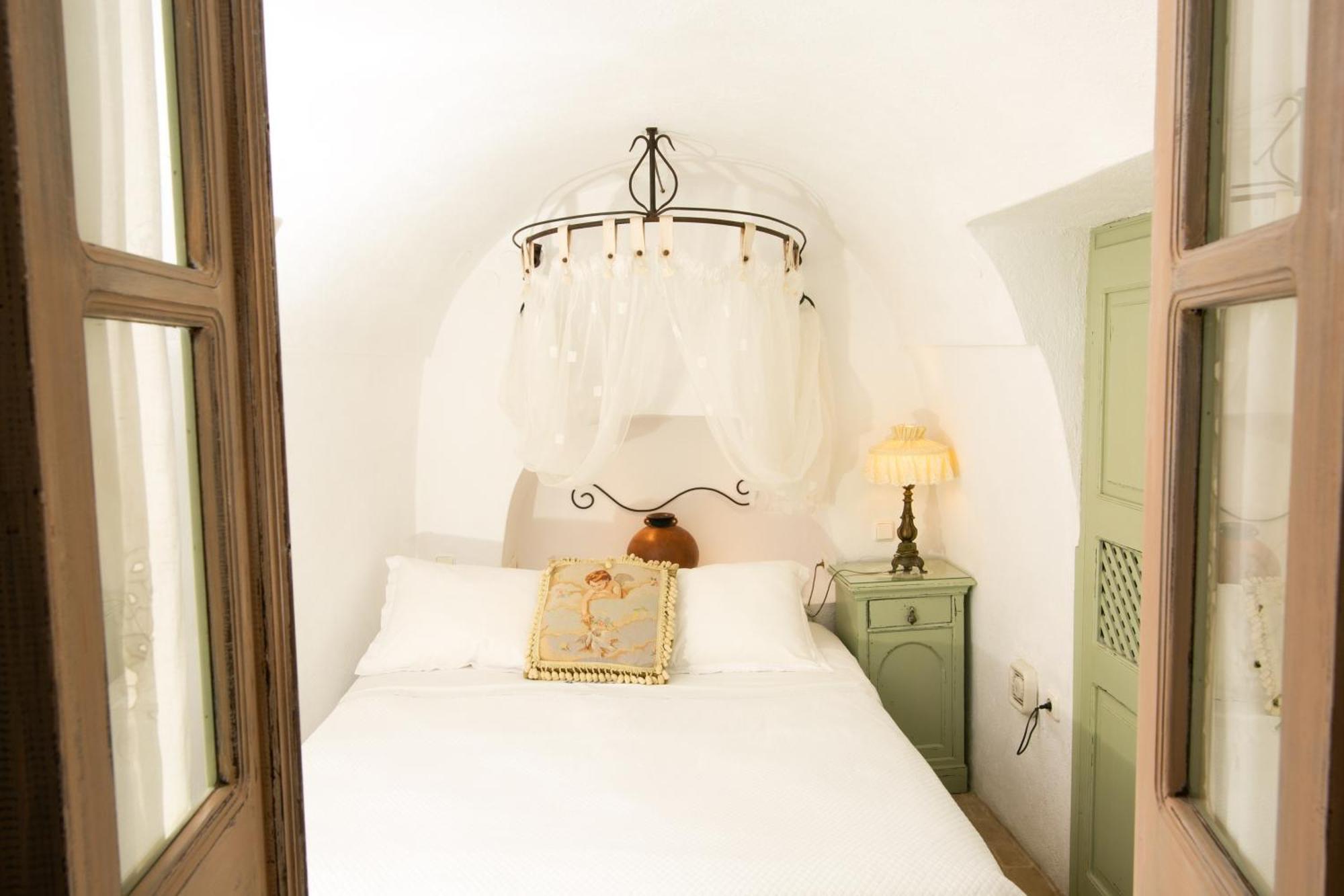 Alexander's Aparthotel Oía