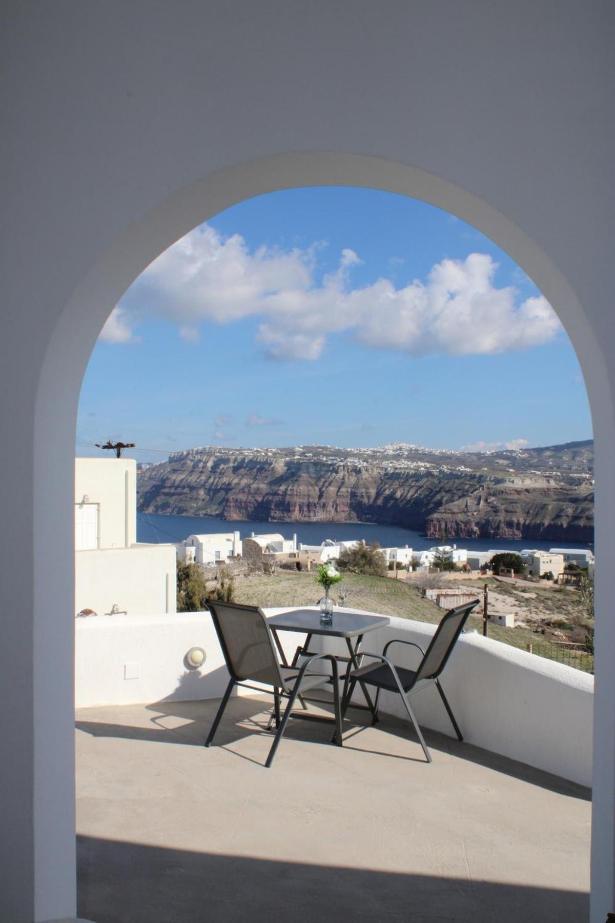 Apartment Solasta #2 With Jacuzzi In Santorini