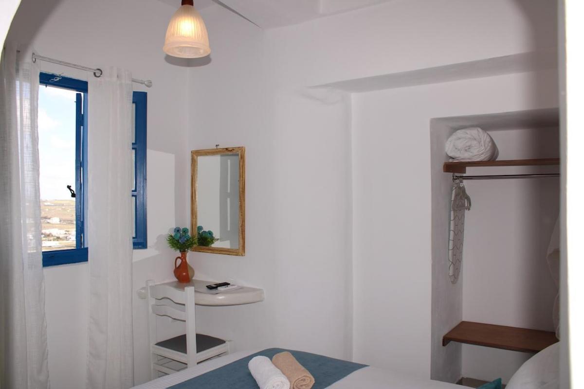 Apartment Solasta #2 With Jacuzzi In Santorini *