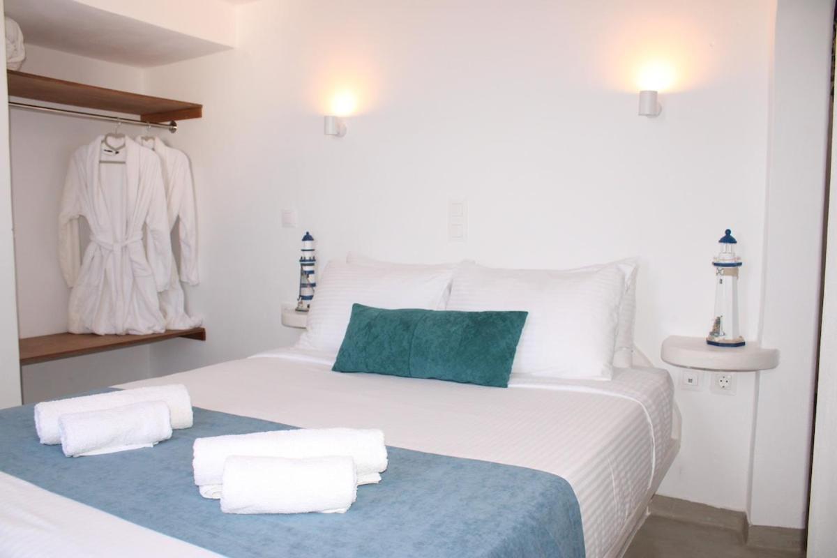 Solasta #2 With Jacuzzi In Santorini *