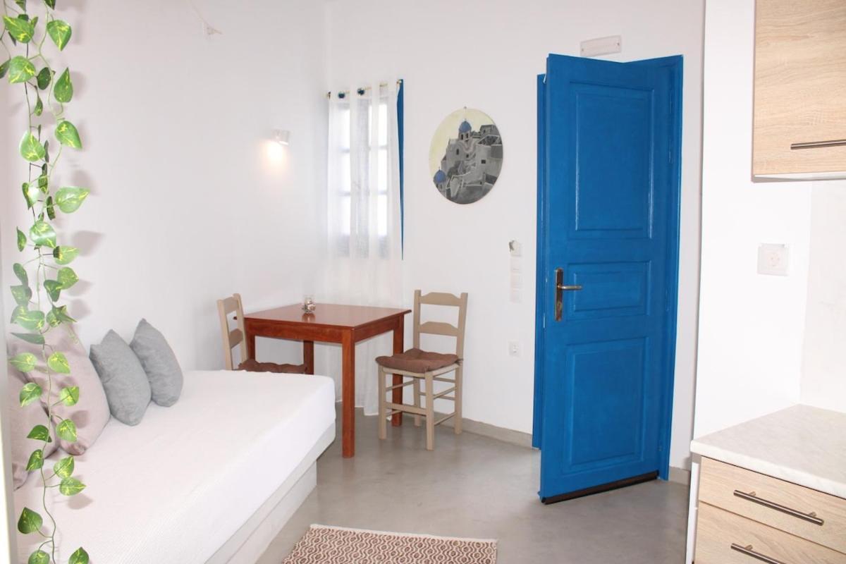 Solasta #2 With Jacuzzi In Santorini Apartment