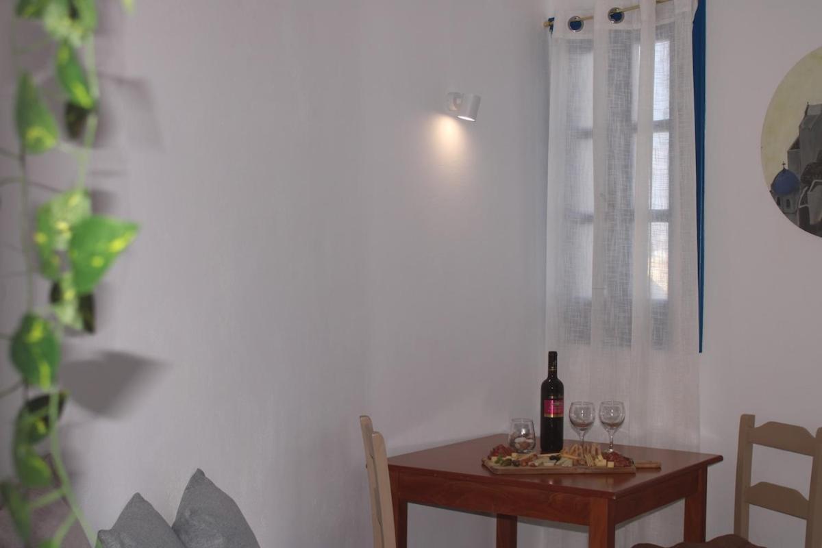 Apartment Solasta #2 With Jacuzzi In Santorini Akrotiri (Santorini)