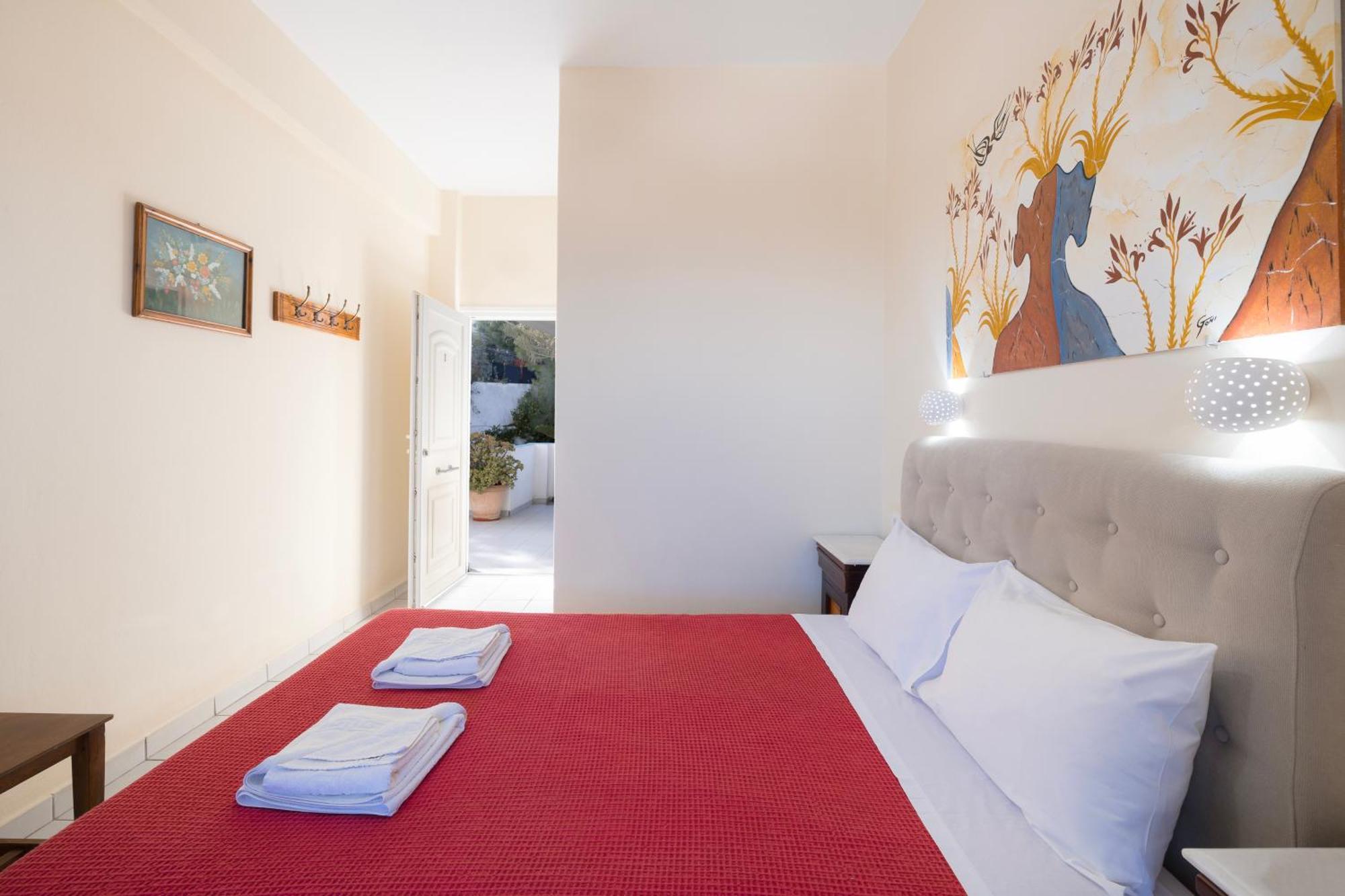 Guest house Stella Fira (Santorini)